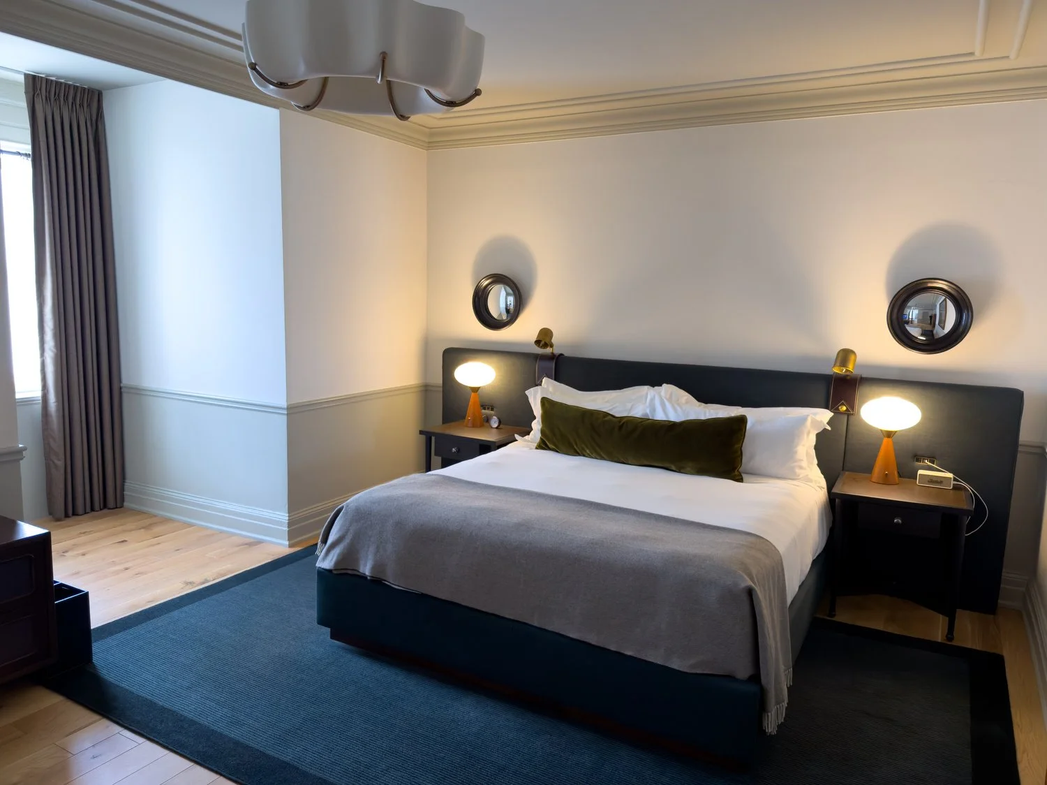 Bellevue Hotel Philadelphia room 001.JPG