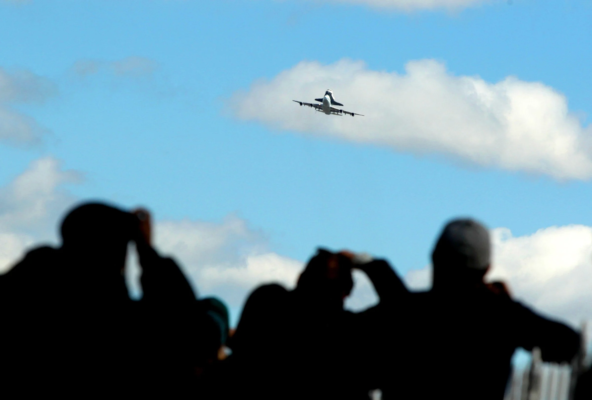 Space Shuttle arruves in NYC 001.JPG