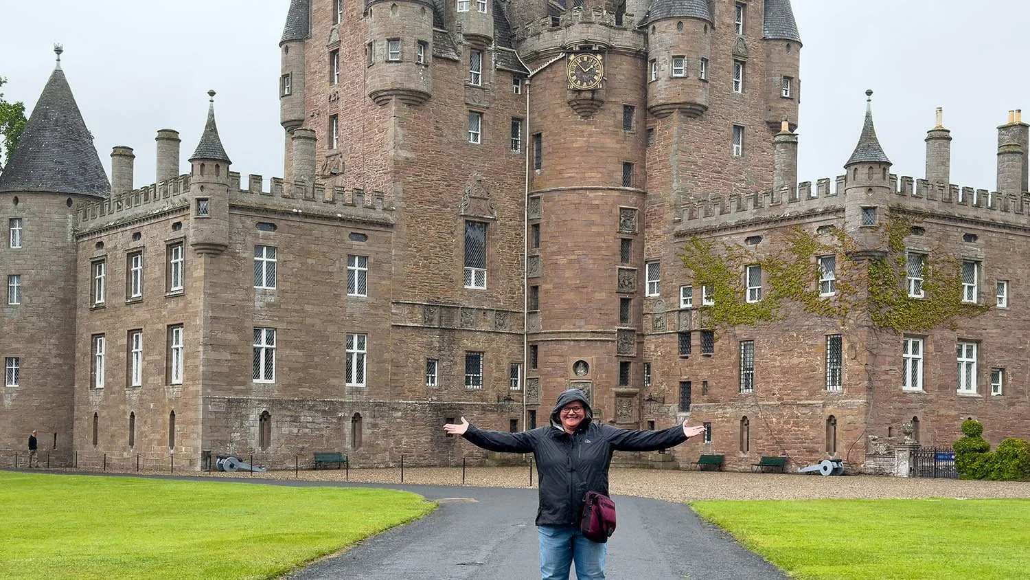 King George VI at Glamis Castle: a royal love story in Scotland