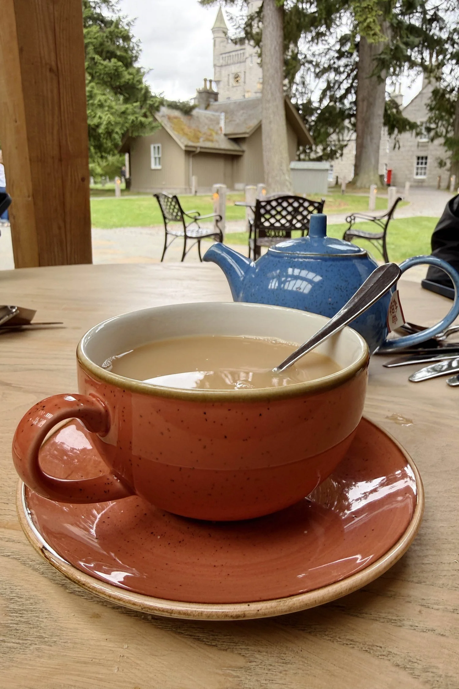 Enjoying Balmoral Blend tea in sight of the Castle
