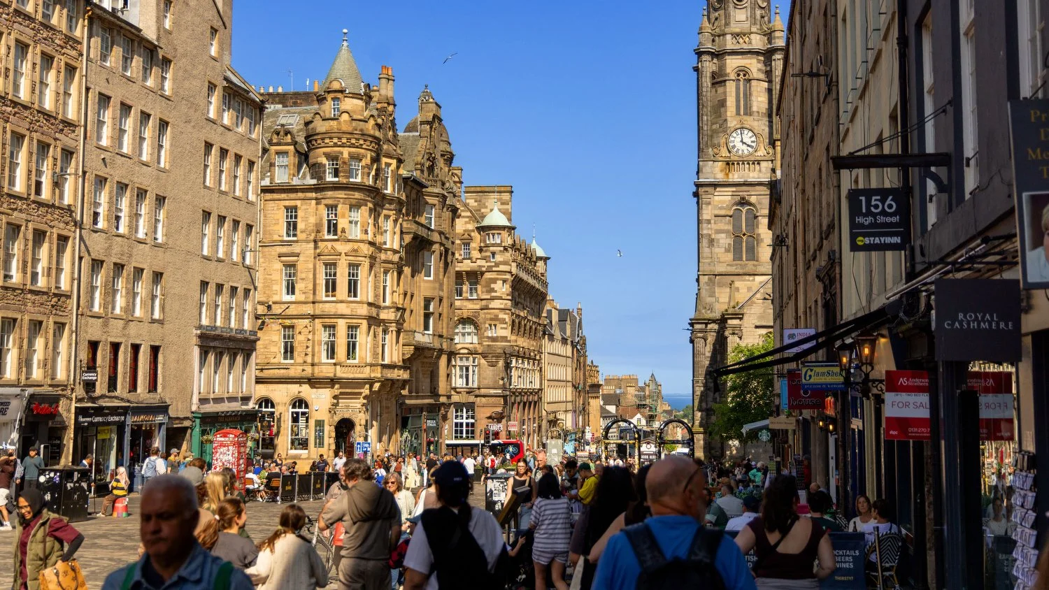 Walking Edinburgh's Royal Mile: A Complete Guide