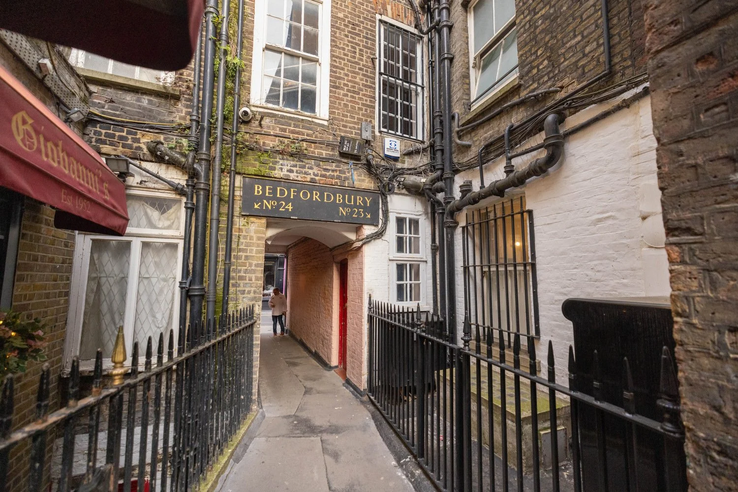 What to do in Covent Garden, London in 2026 — The Empty Nest Explorers