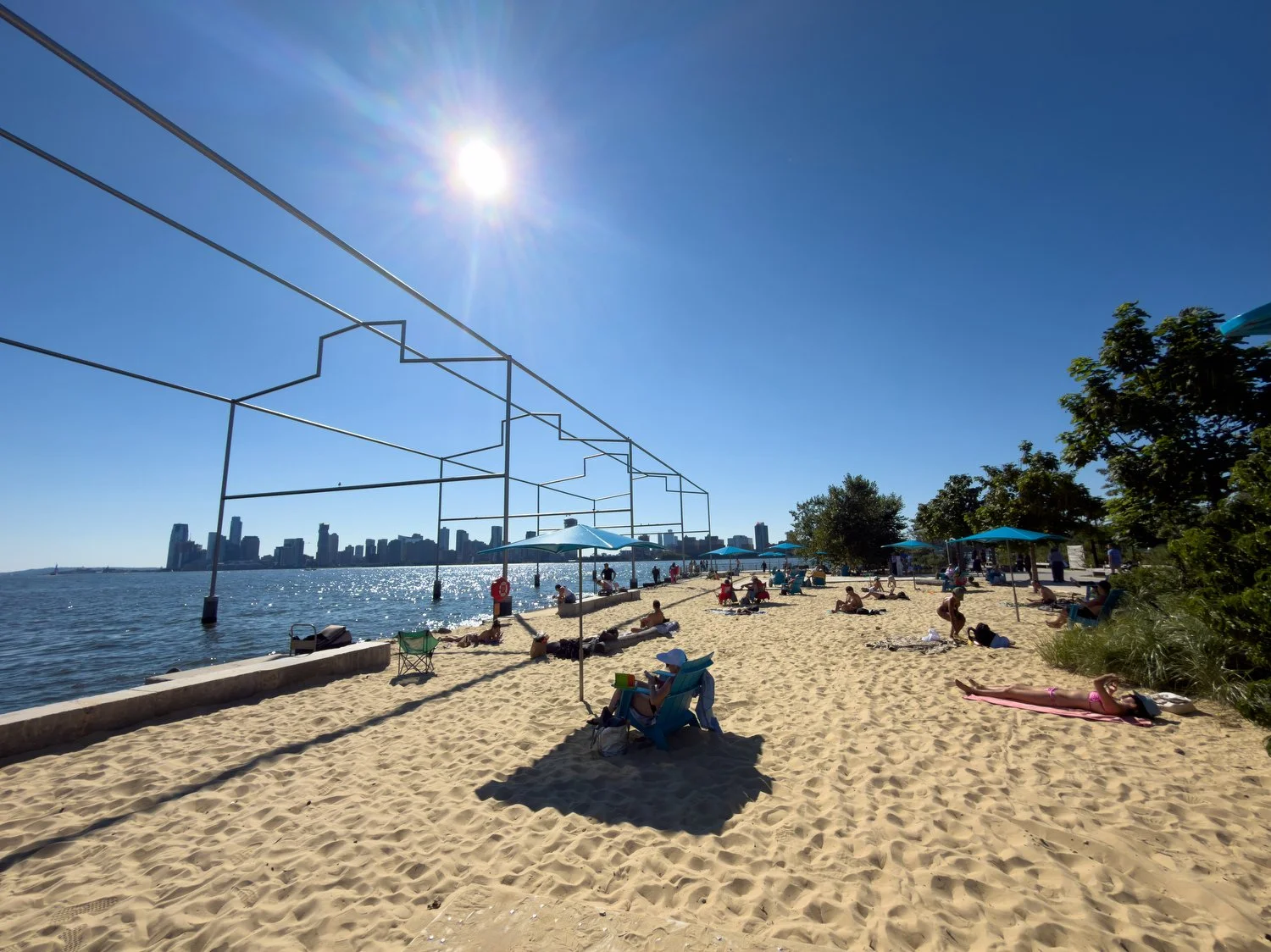 Gansevoort Peninsula Beach