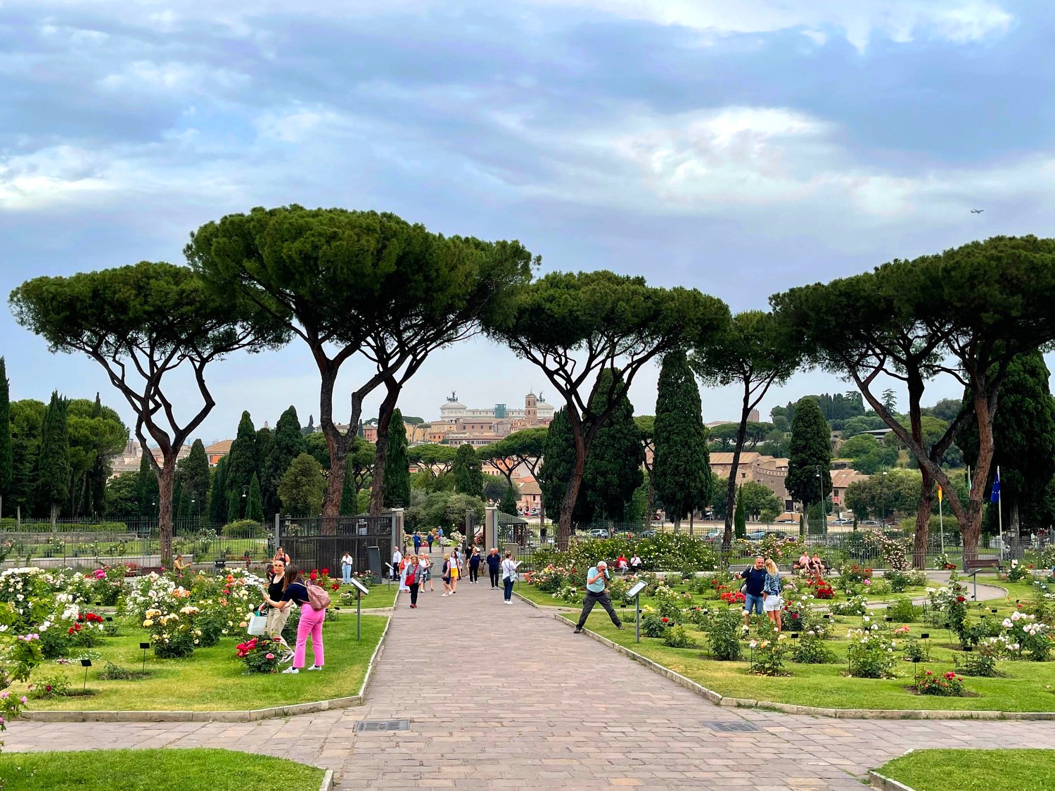 Visiting the Rome Rose Garden — The Empty Nest Explorers
