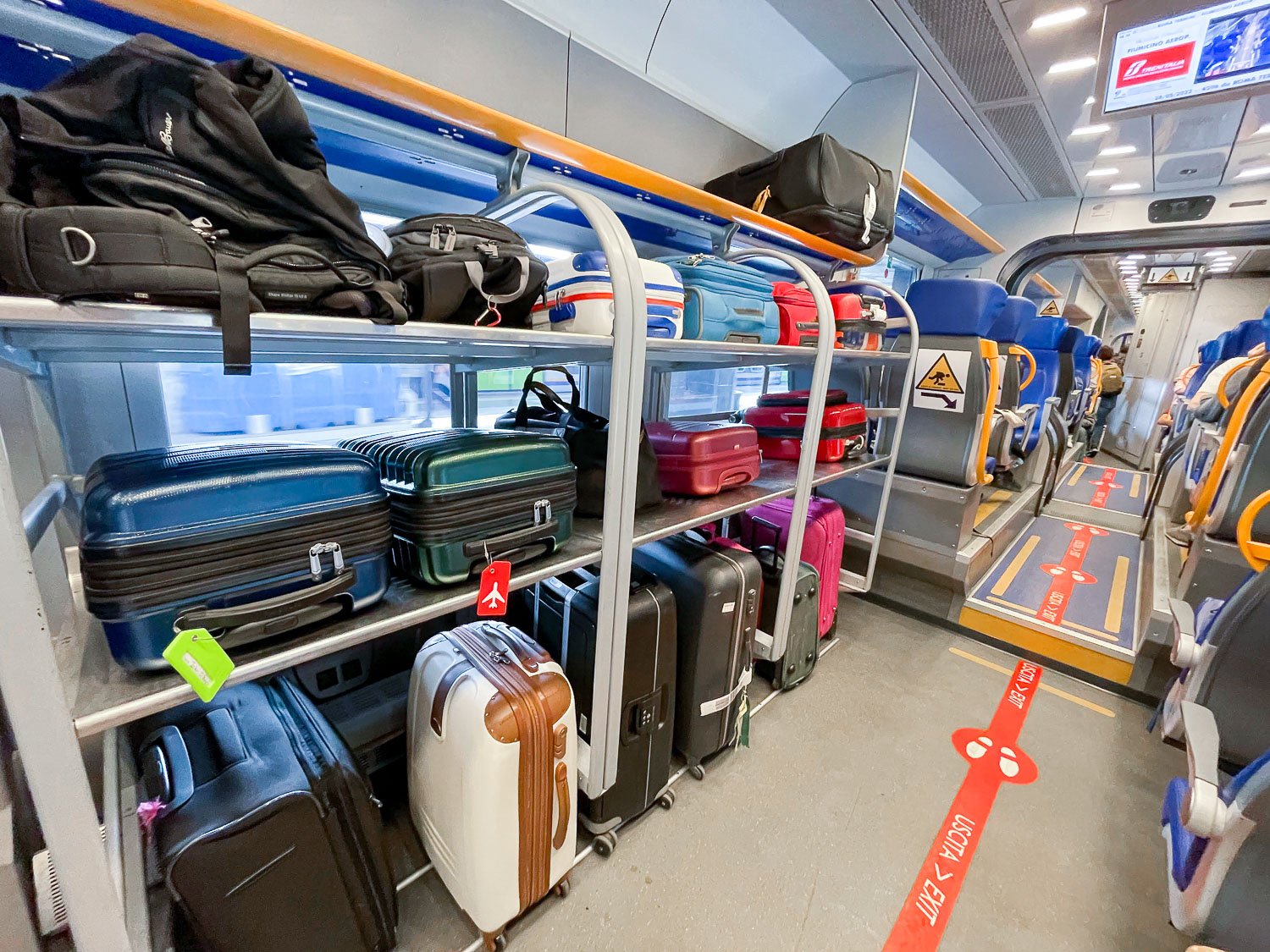 travel bag trains