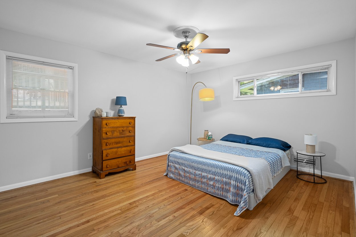 3223 Embry Cir - 28.jpg