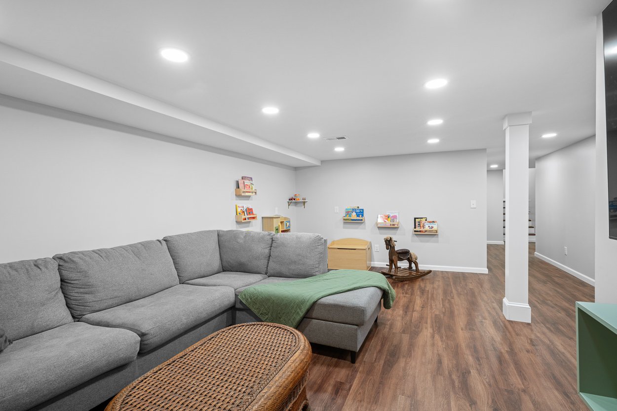 3223 Embry Cir - 41.jpg