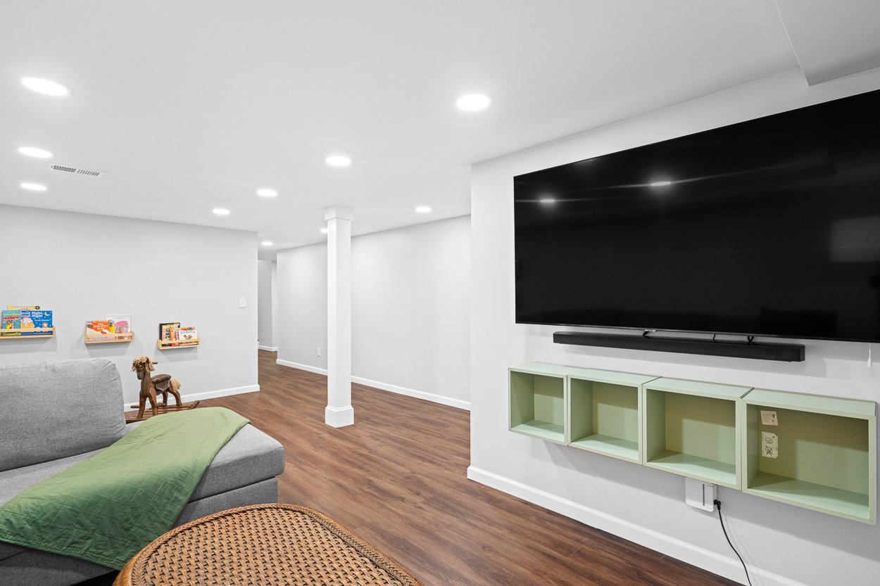 3223 Embry Cir - 40.jpg
