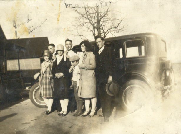 Bigley Family- May 1928- Good Times- Laverta, Carry, Fred, Marvel, Wilmont, Julia, Layton.jpg