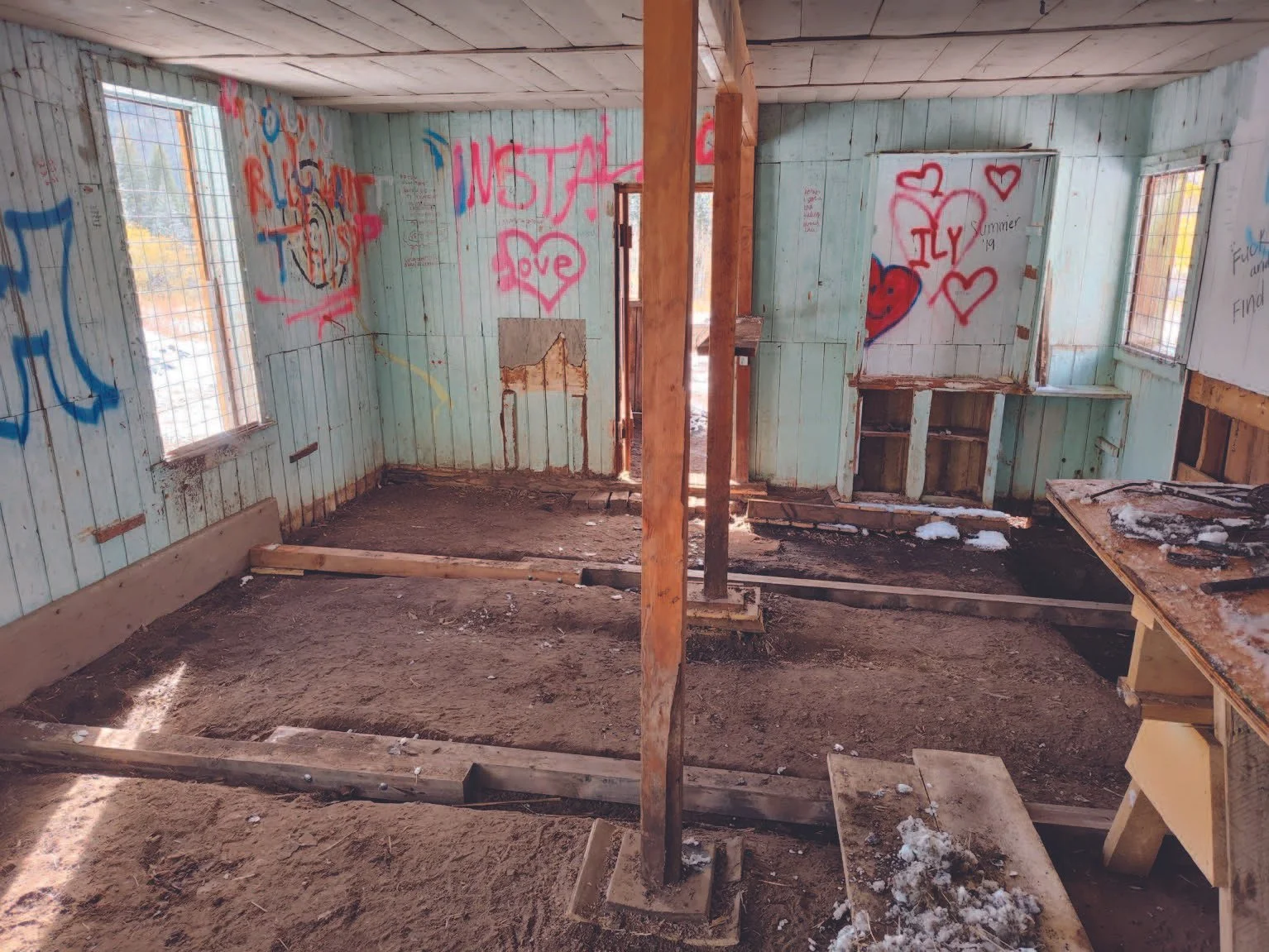 Phase 2  |  Koch Residence floor and graffiti