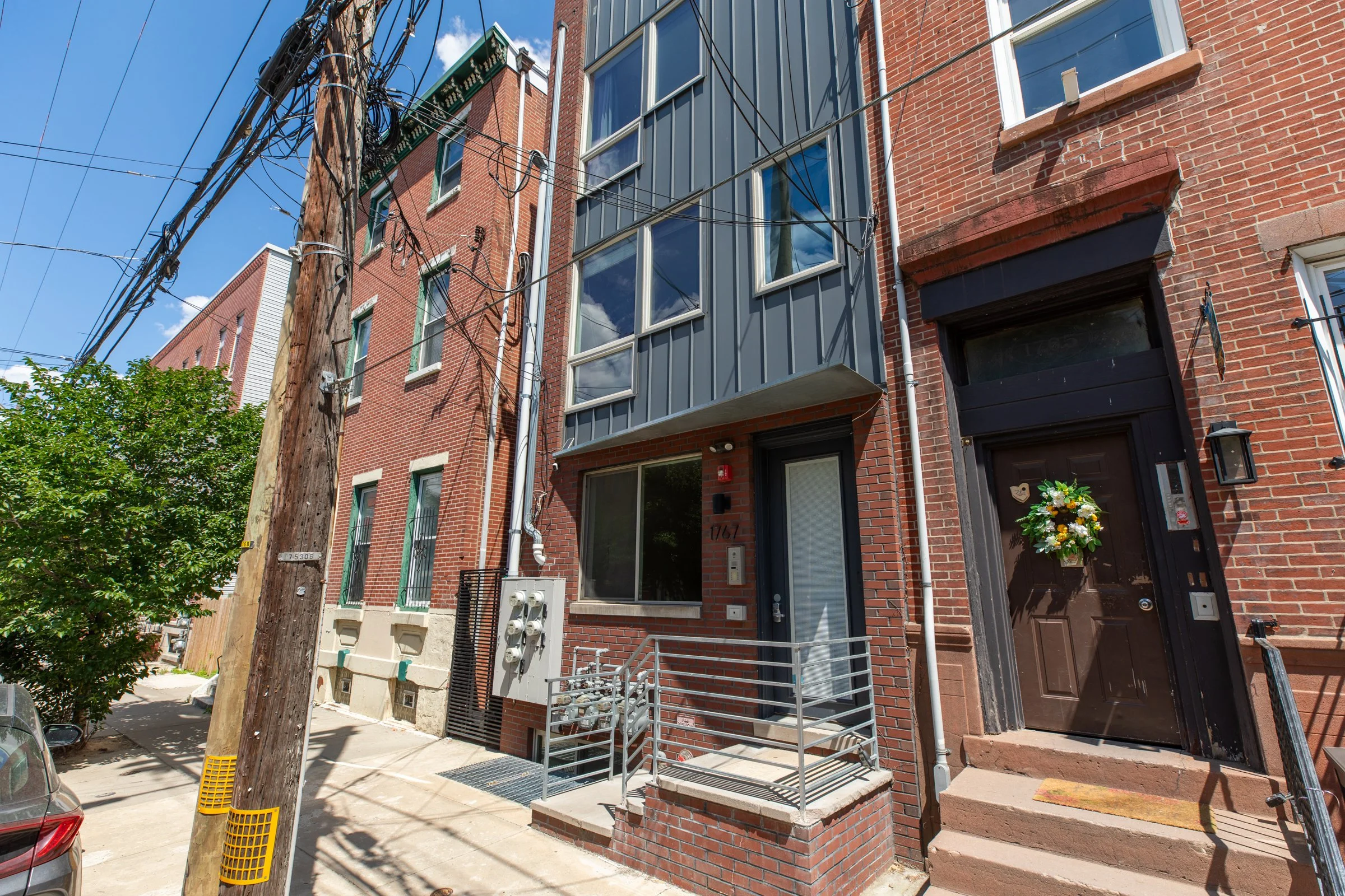 1767frankford1-2.jpg