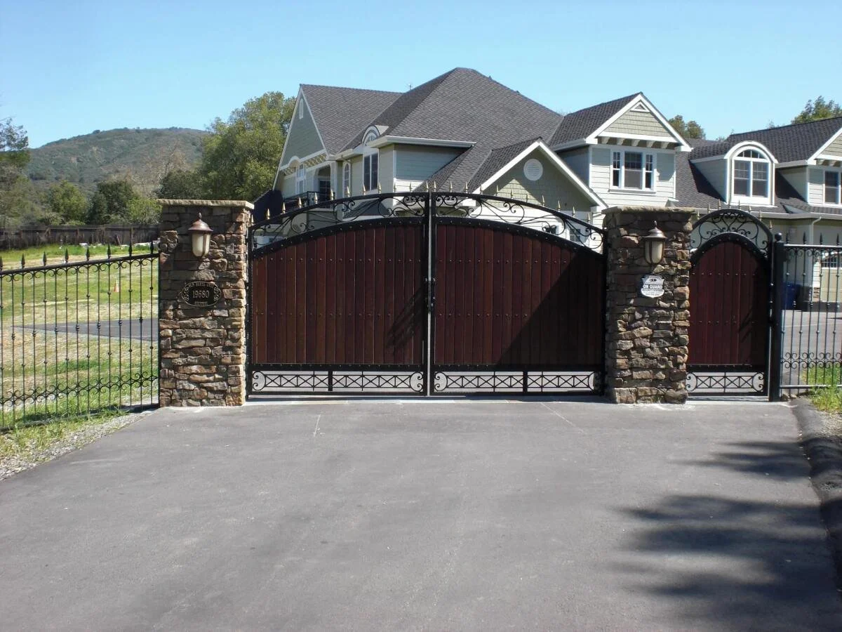 photo-about-automatic-gate-installations-1.jpg