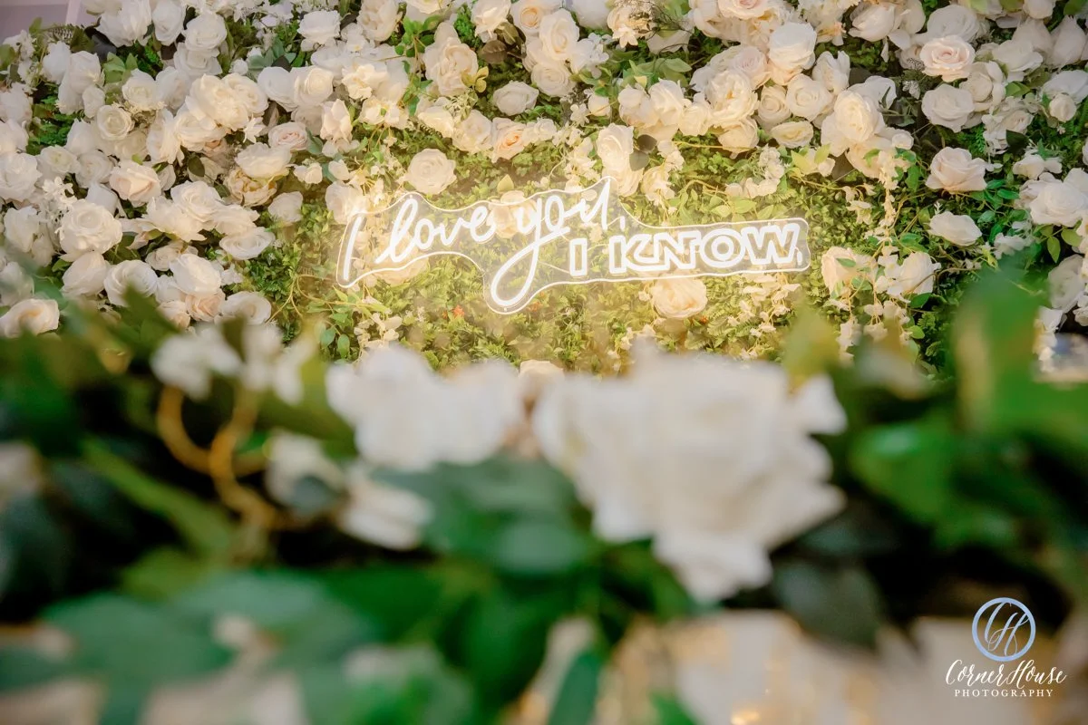 A Tale of Elegance: Amanda and William's Wedding at Carrollwood Country Club