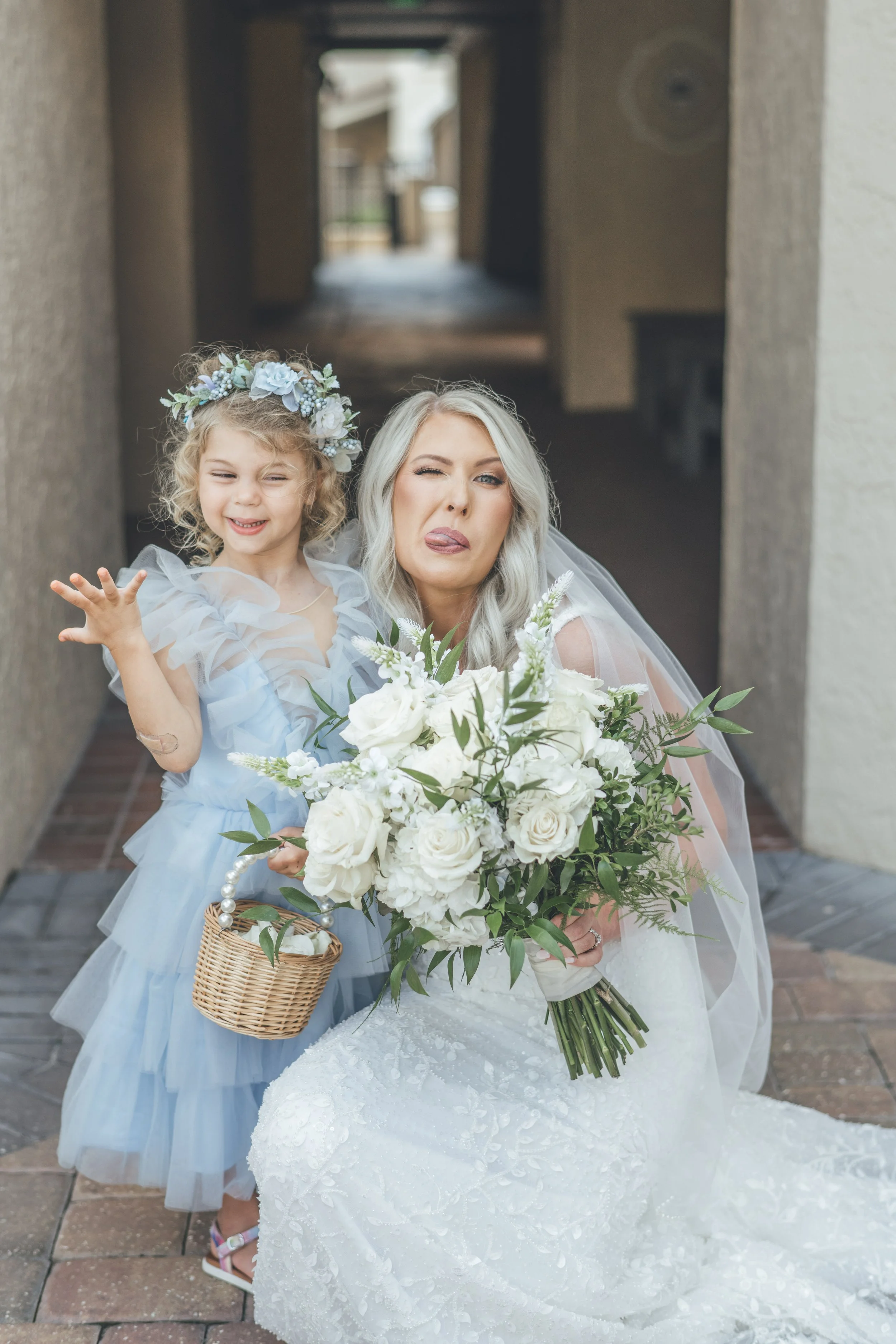 Kelsey and Gratten's Elegant Celebration at The Lodge &amp; Club