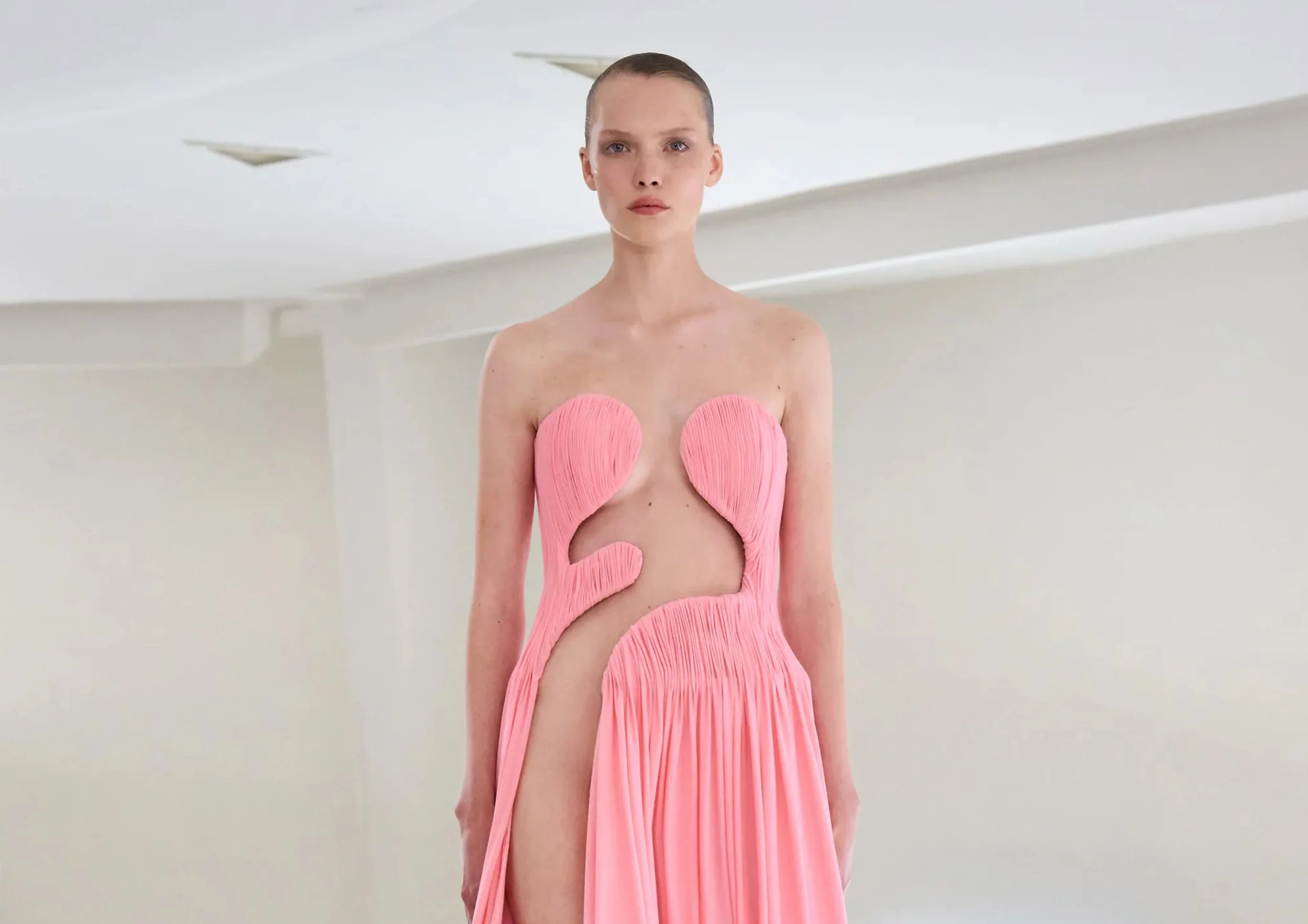 NYFW – ALAÏA AT THE GUGGENHEIM: A BOLD INTERSECTION OF FASHION AND ARCHITECTURE