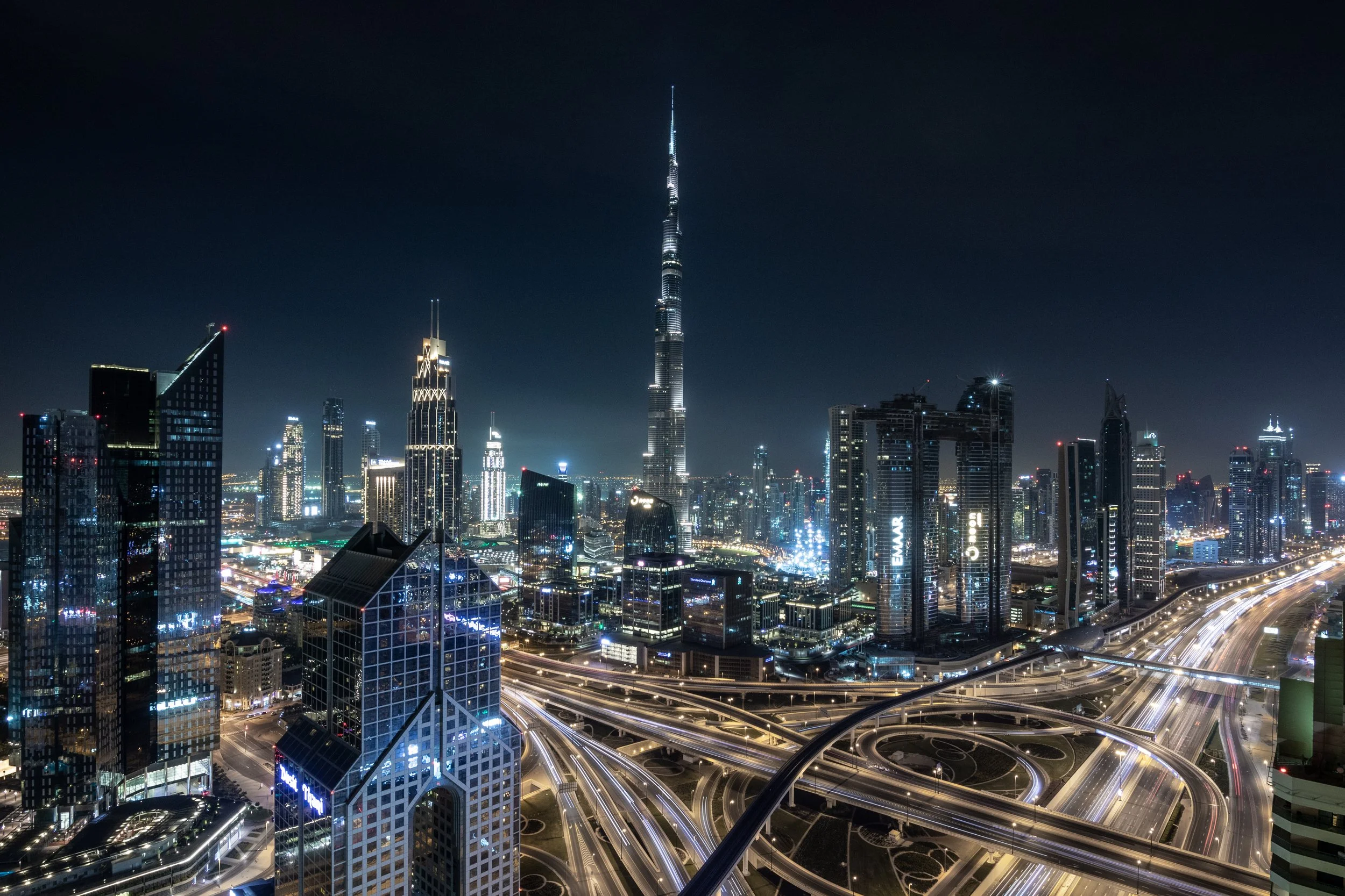 DUBAI AND LUXURY FASHION