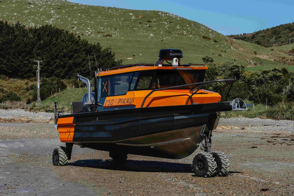 250 UC SC 25 Foot Amphibious Boat StabiX 250-uc-sc-25-foot-amphibious-boat-stabix