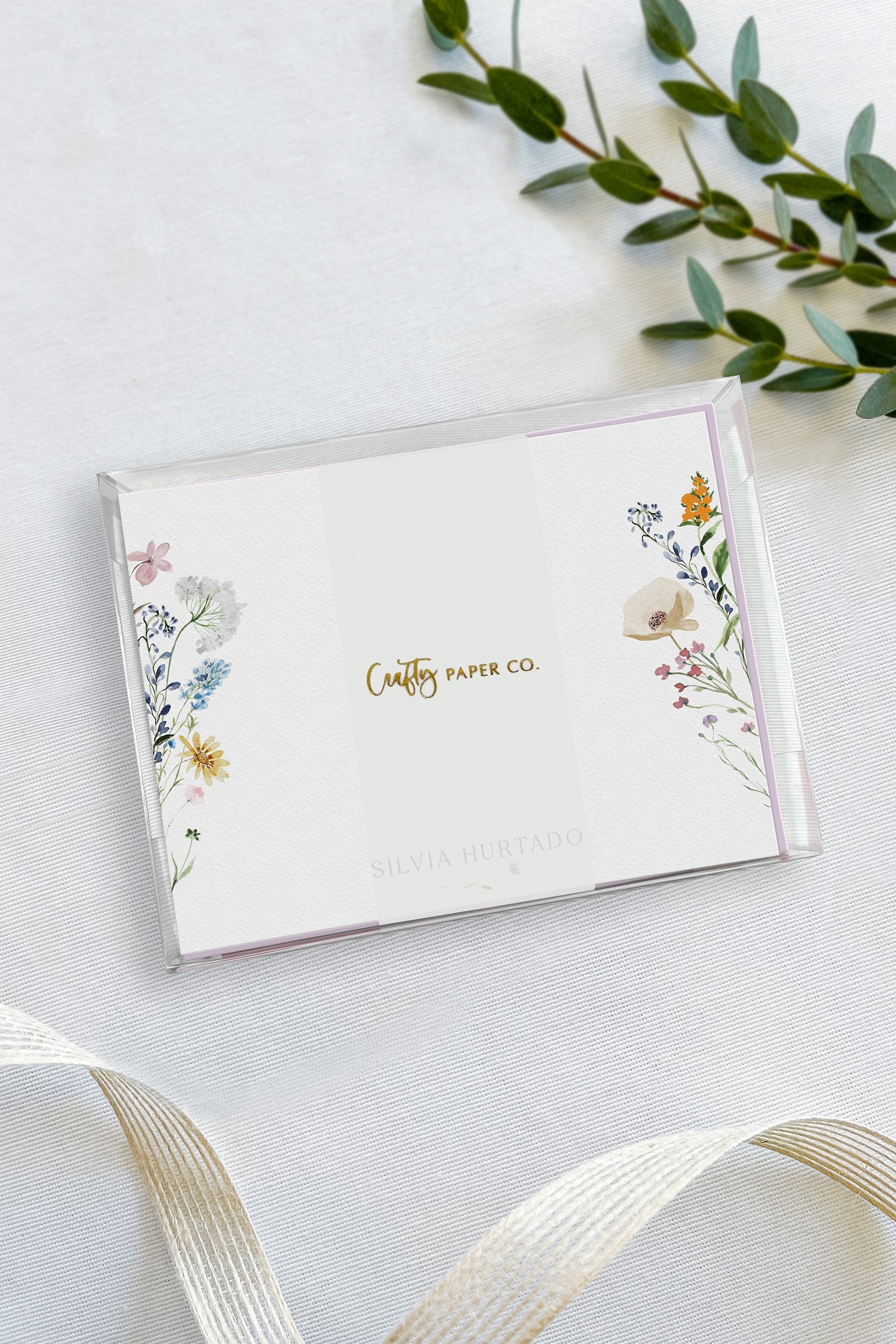 Wild flowers flat notecards gift-ready packaging.