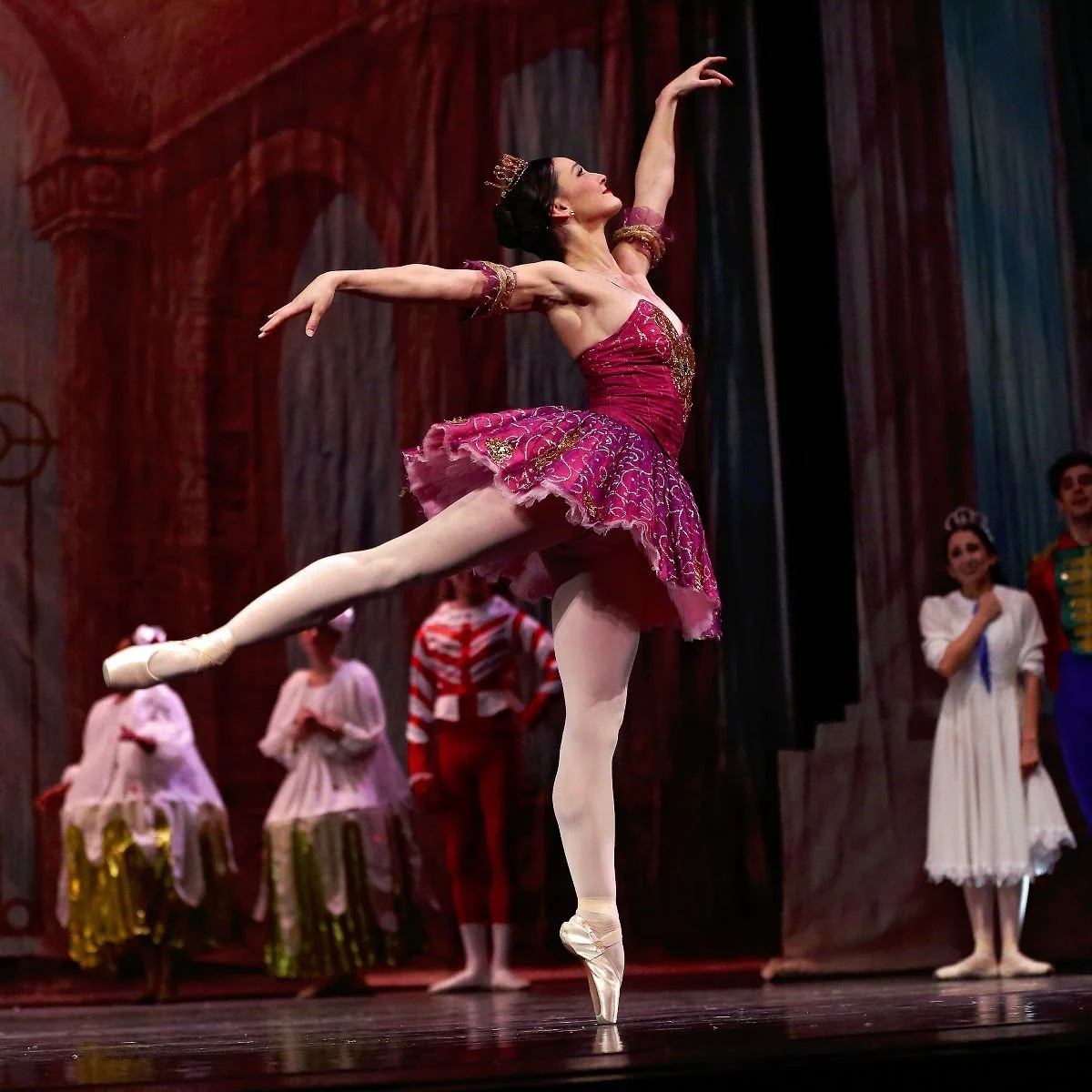 REVIEW: Syracuse City Ballet</a> impressively reimagines holiday classic