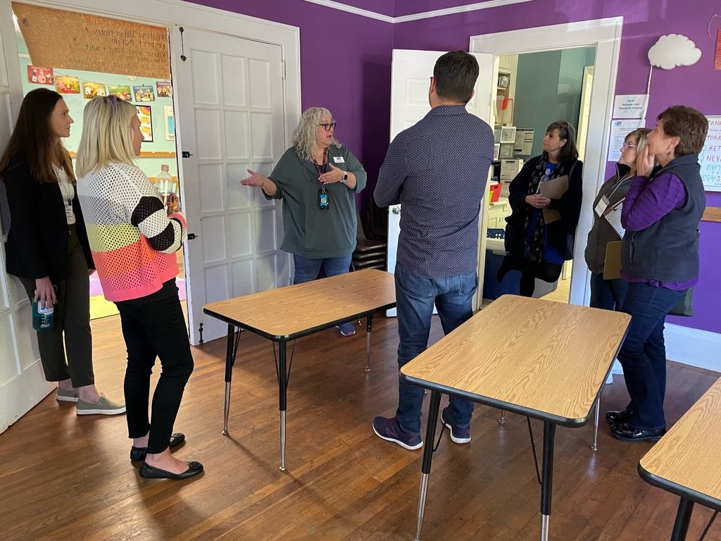  Finalists connect with the director of one of JKG’s four Atlanta Jewish after-school locations. 