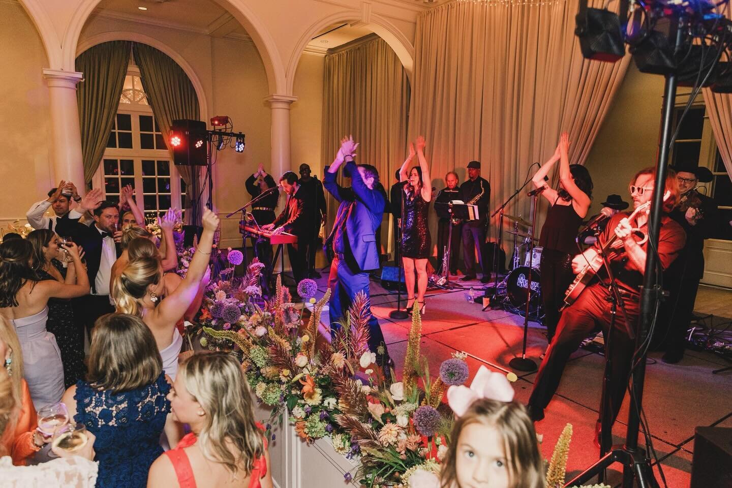 Hands in the air if you're ready to party with us. 🎵

📸: @lesliehollingsworthphoto 

Whether you're planning a corporate event, a private party, a wedding celebration, or any event that calls for an unforgettable live music experience, we guarantee