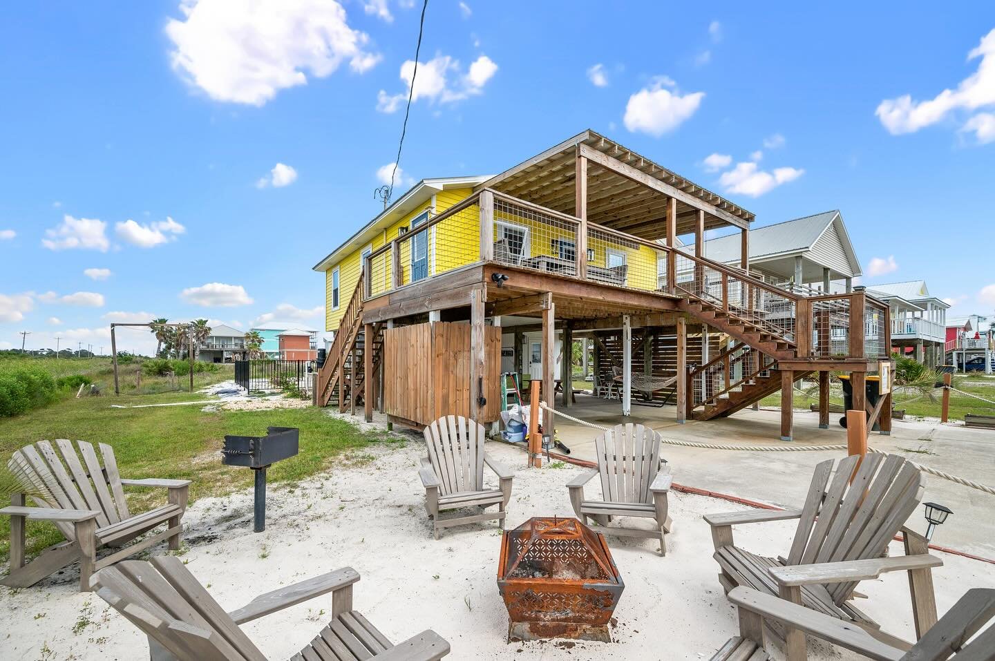We still have a few openings for @hangoutfest ⭐️Gulf Shores May 17th, 18th, &amp; 19th⭐️ Hit us up to find out about pricing for the below homes on the Emerald Coast! ⬇️
⭐️Beach Boyds - offers a pool and firepit for post fest fun.
⭐️Big Beach Bungalo