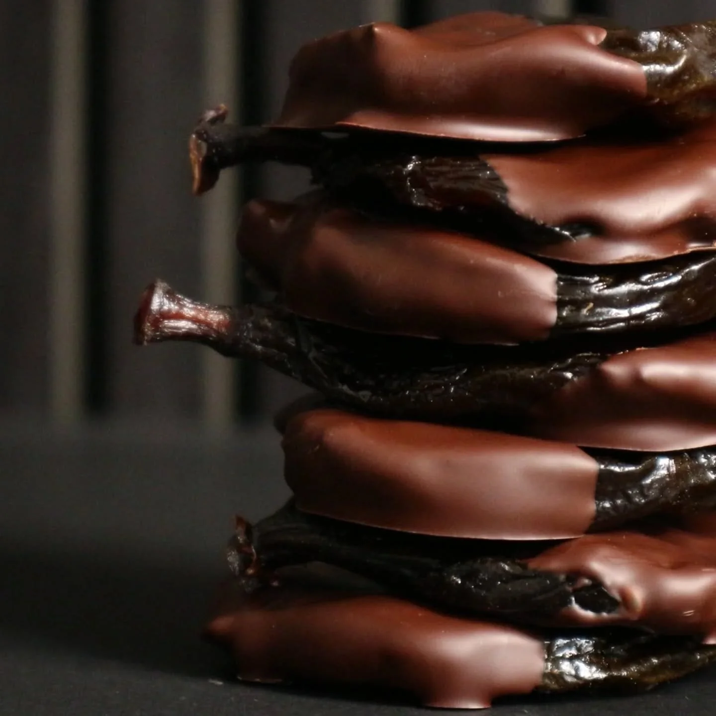 January&rsquo;s Indulgence ~ Adixions Kangaroo Island Sticky Figs. 🍫💫🤎 

🍫💫To make January sweeter:
Buy 2 jars for $40 (valued at $46).💫🍫

 Lush figs, gently sun-dried on Kangaroo Island by the wonderful @thefiggeryki , then hand-dipped in our