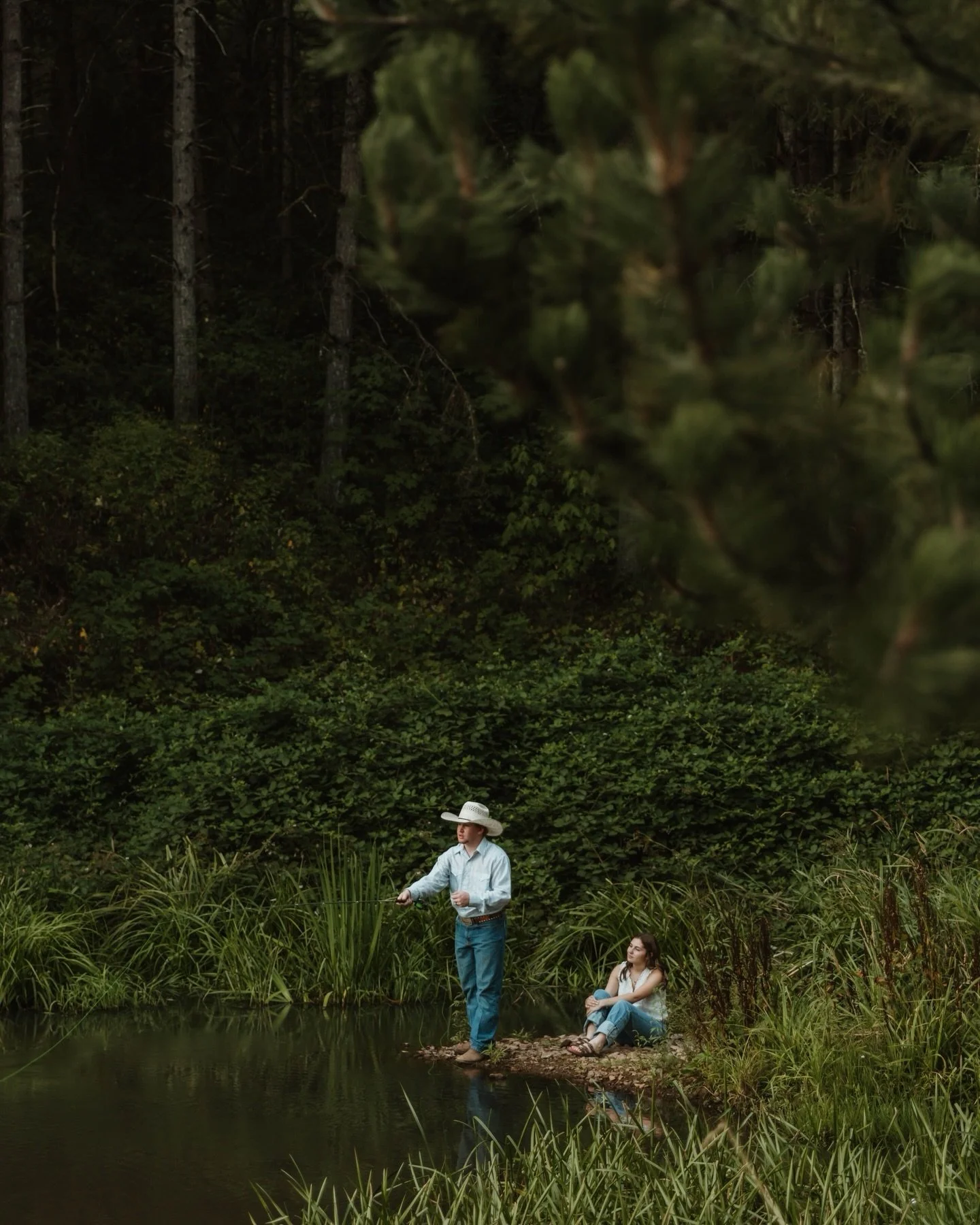 Fishing, playing guitar, horses, stunning sunset&hellip; I mean what more can you ask for in an engagement session?