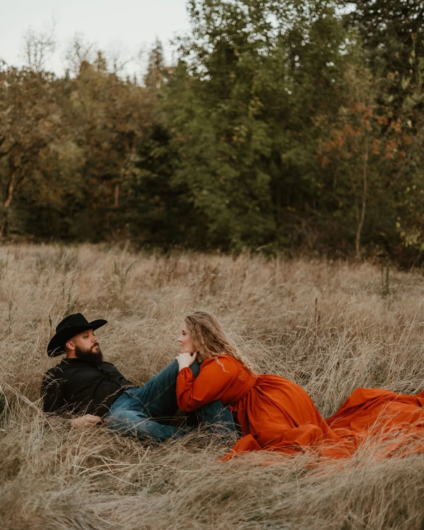 J &amp; J are seriously too much fun. I could probably have delivered an entire gallery of just bloopers of them being silly during the session. Don&rsquo;t worry I did include them ;) I just know their wedding is going to be a blast. Plus they have 