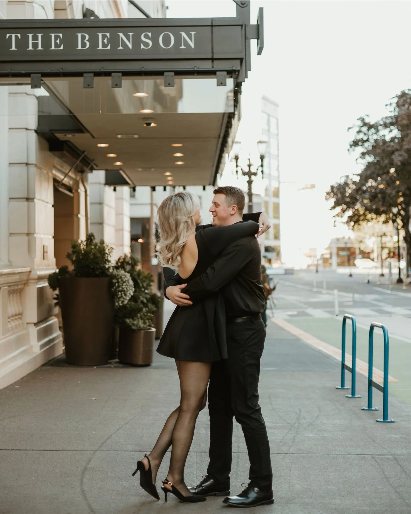 Downtown Portland has such a bad reputation and let&rsquo;s be honest, it&rsquo;s not wrong. But there is still such beauty in downtown. When A &amp; N suggested it for their engagement shoot I was honestly a little nervous but I&rsquo;m so glad we d