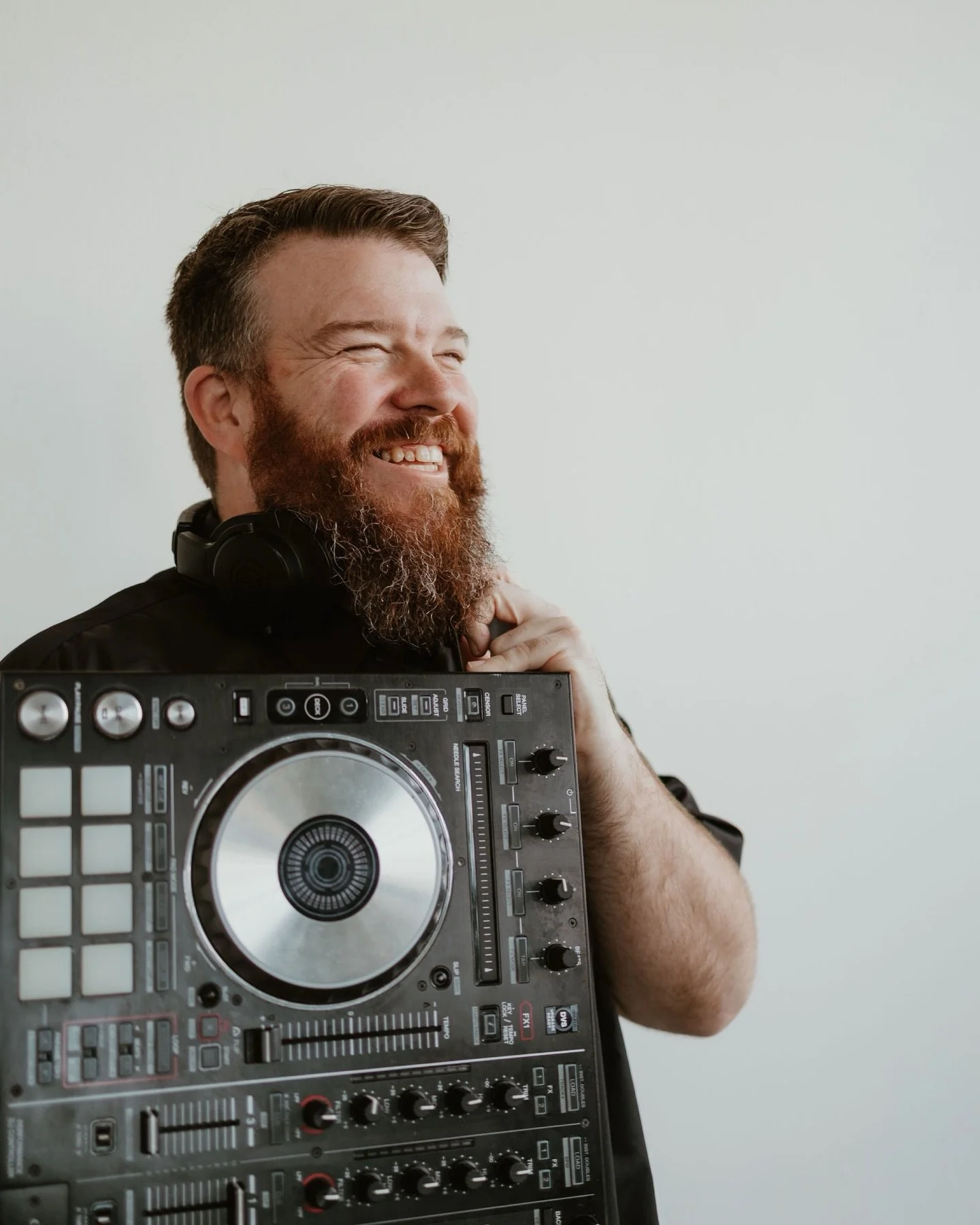 Got to take some very overdue headshots for my favorite
DJ 🎧
There&rsquo;s something really special about getting to capture your person doing what they love and let me tell you... he was MADE for this.
If you&rsquo;ve ever been to one of his weddin
