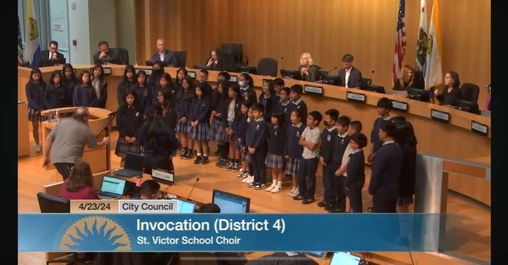 St. Victor School Choir led by Leslie Legacion sang their rendition of Carole King&rsquo;s &ldquo;You&rsquo;ve Got a Friend&rdquo; to open Tuesday&rsquo;s council meeting. St. Victor School Choir consists of students in 4th-7th grades. Under the dire