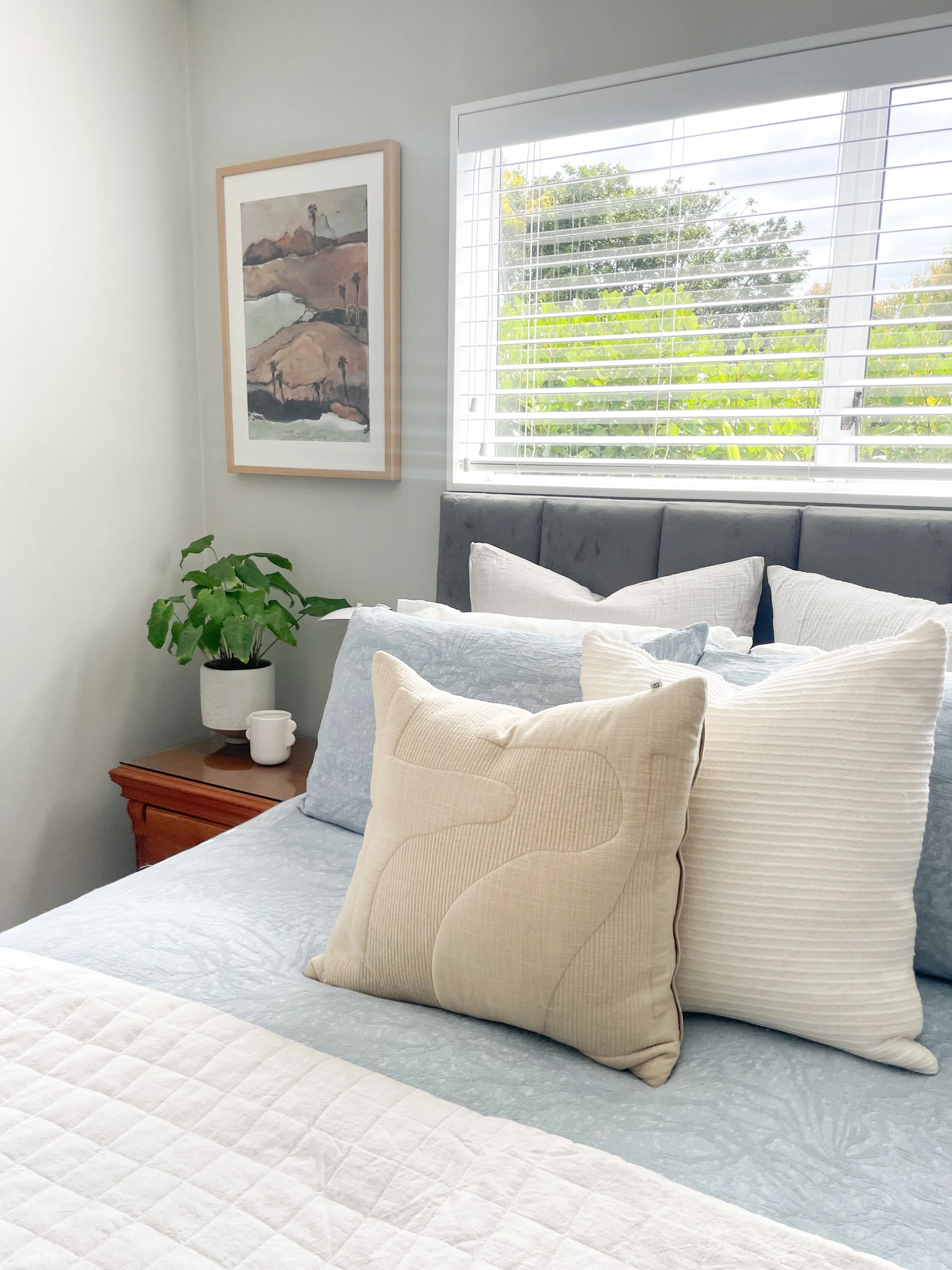A little bedroom reset 🤍

Fresh sheets, soft coastal blues, warm neutrals and a touch of greenery. Getting the bedroom ready for sunnier days ahead.

There&rsquo;s something about a light, calm and nature-inspired bedroom that just makes you want to