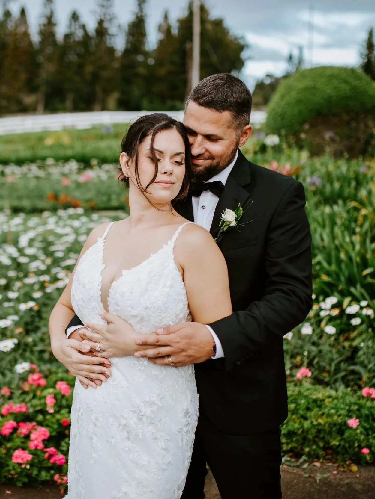 Hawaii wedding couple hugging in Waimea, Hawaii