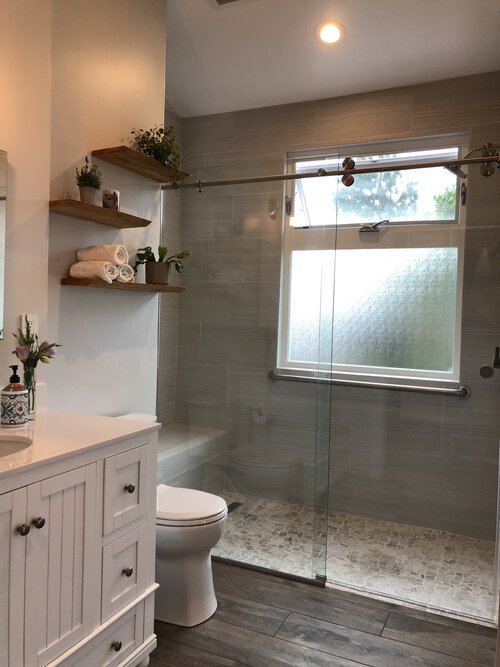 Giribaldi 6 Bathroom.jpeg