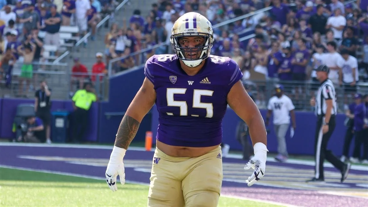 Troy Fautanu 1.jpg