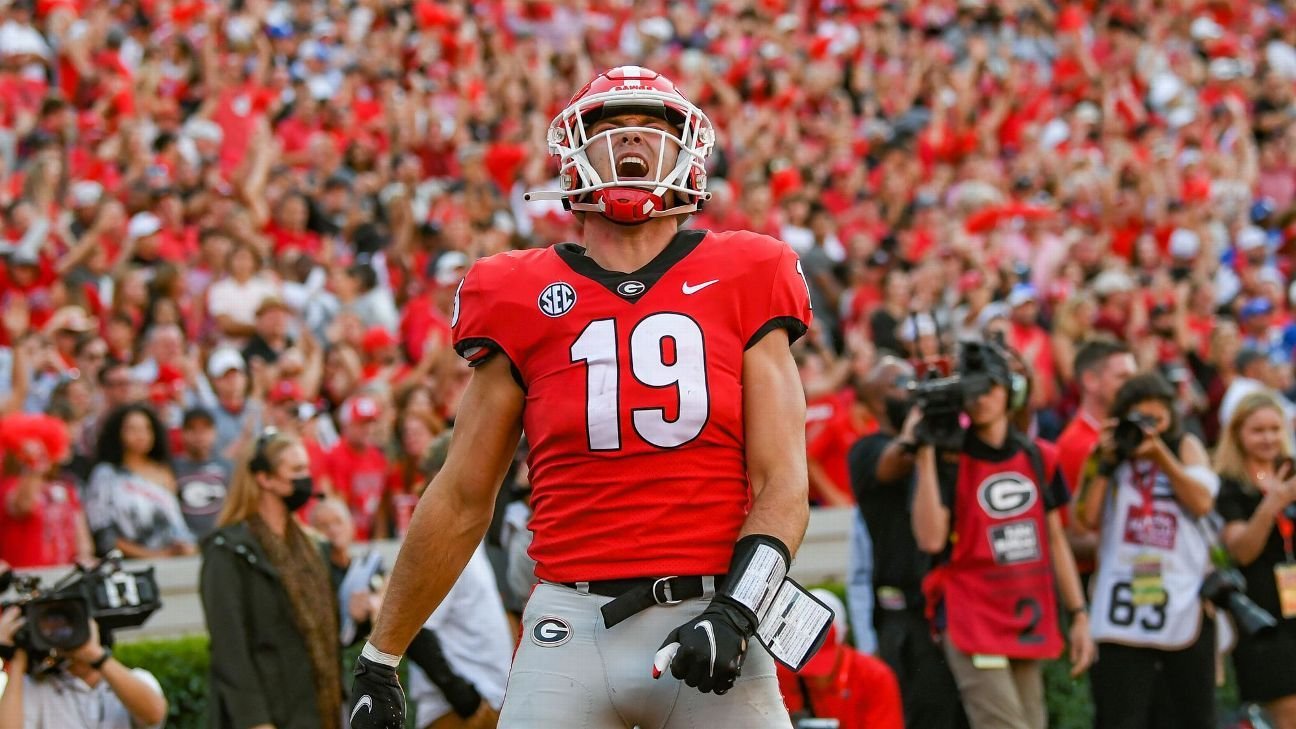 Brock Bowers 1.jpg