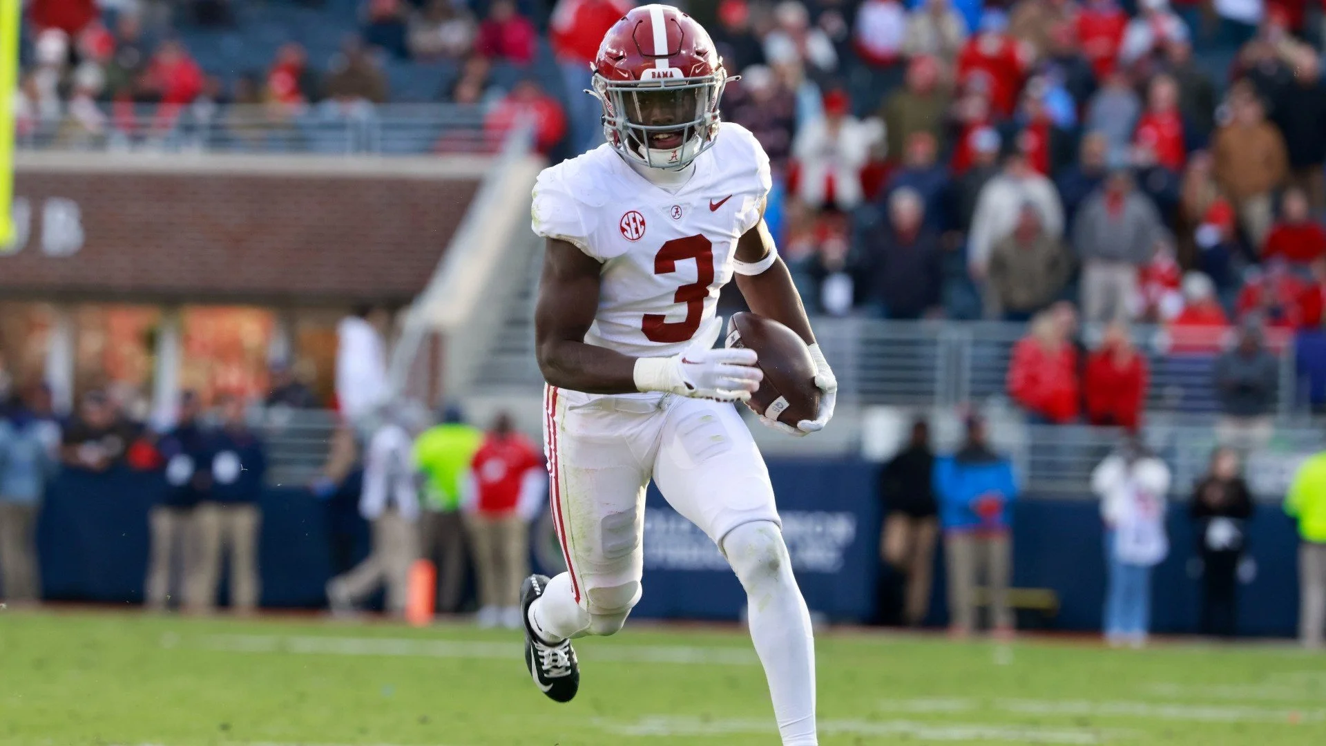 Terrion Arnold 1.jpg