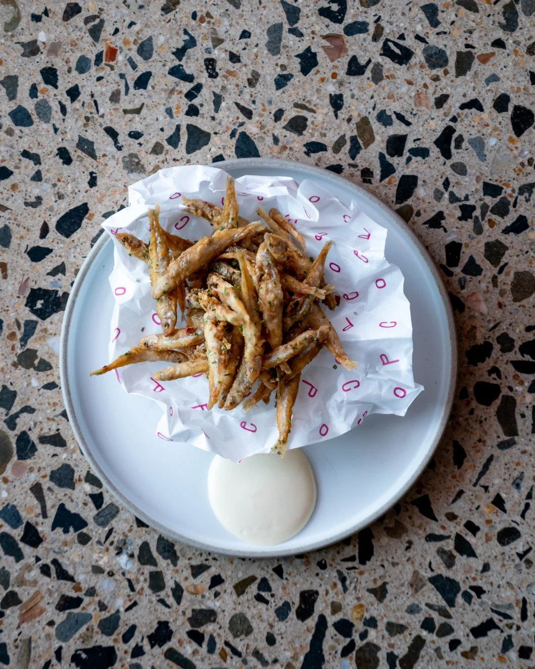 Whitebait fritti, malt vinegar salt, yuzu.

#codecairns #cairnsrestaurant
