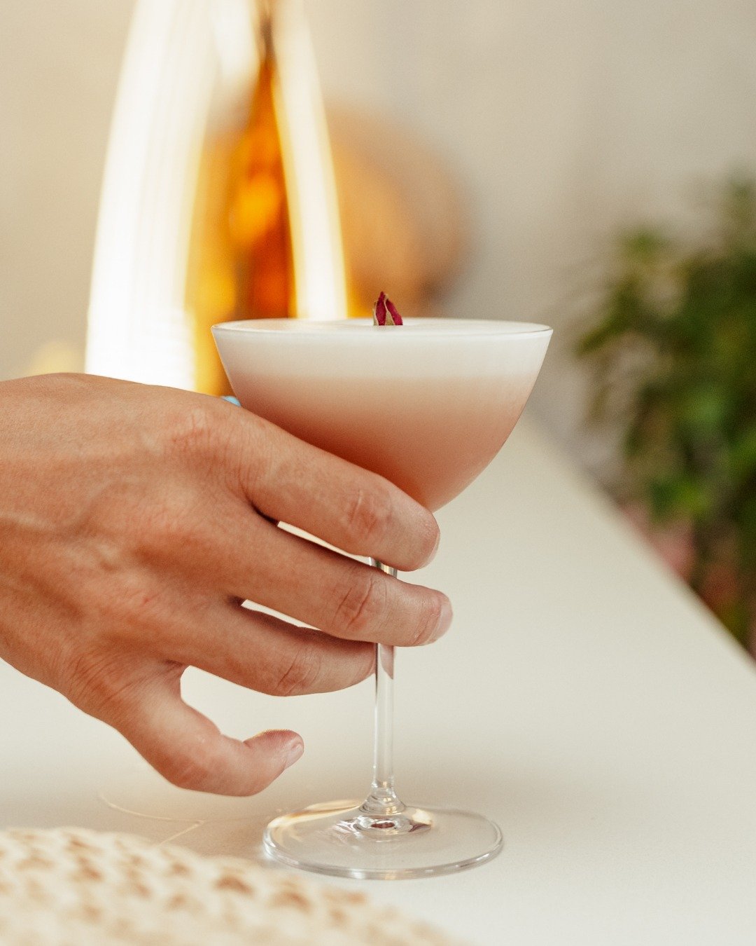 Amira.

Arak Gantous &amp; Abou Raad, Pama pomegranate liqueur, lemon, pink peppercorn syrup, aquafaba.

@gantous.and.abouraad @pamaliqueur

#codecairns #cairnsbar