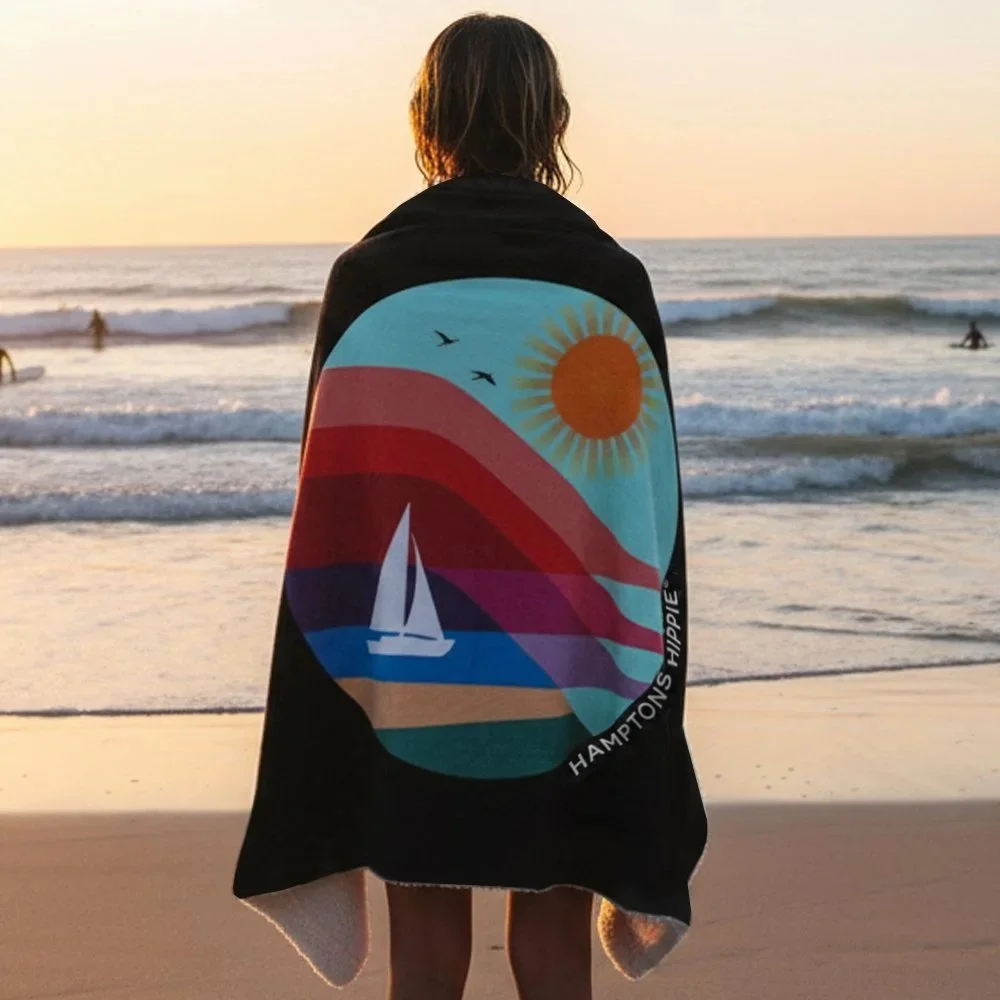 HH logo sherpa blanket
