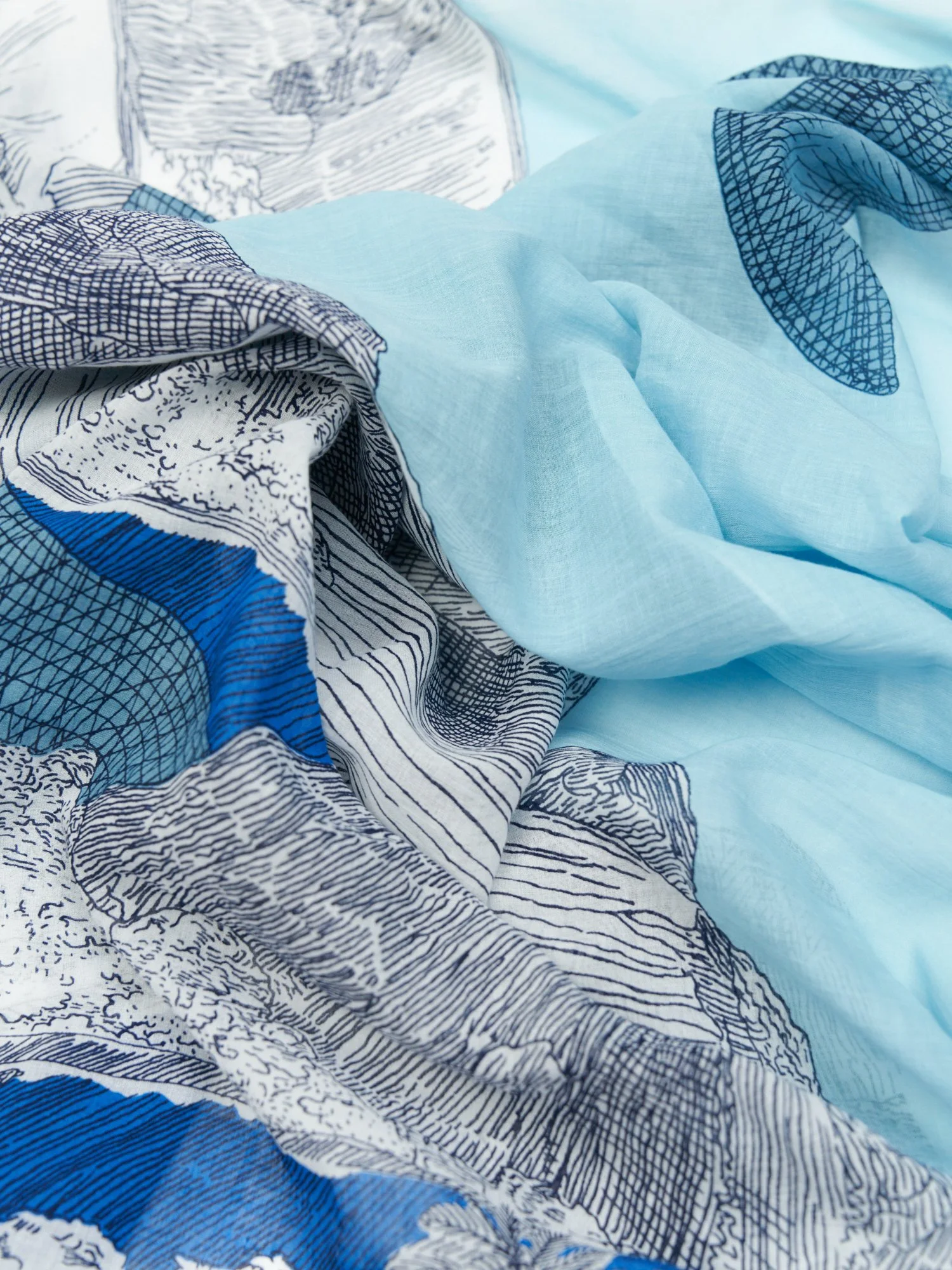 04-21-22 Scarves11251.jpg