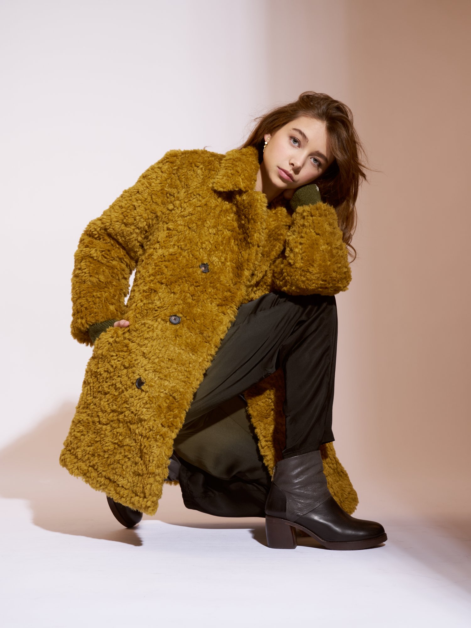 12-01-22 Look 315734.jpg