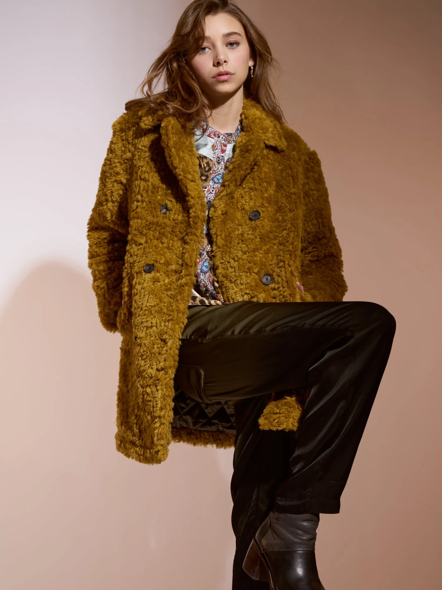 12-01-22 Look 215719.jpg