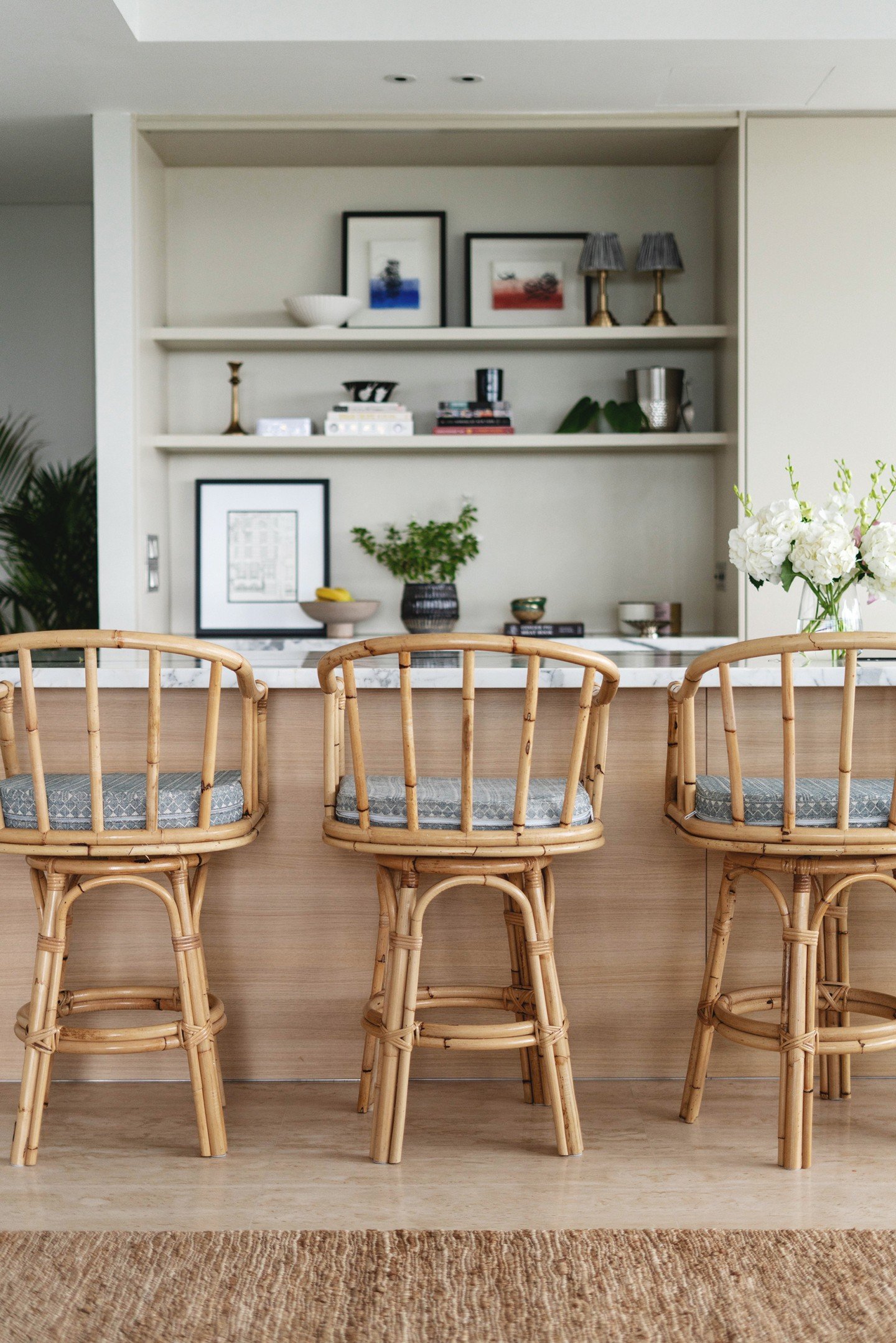 The beauty of a bar stool 🤎 The perfect place to perch for a chat and gather - or to grab a quick bite in the quiet of the day before the kids get back from school. Kitchen's are so much more than just a place to prepare food. At their best, they ar
