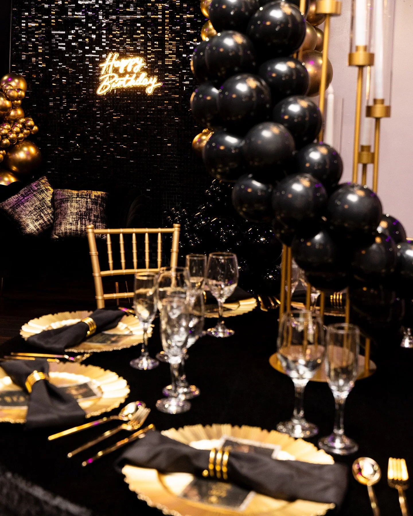 Love these colors for your upcoming event ? Book with us now and ask about our in house decor packages. We have the best team in town. Dj, Mc, catering, photography and videography, cold sparks, 360 booth also available. 

Schedule a walkthrough toda