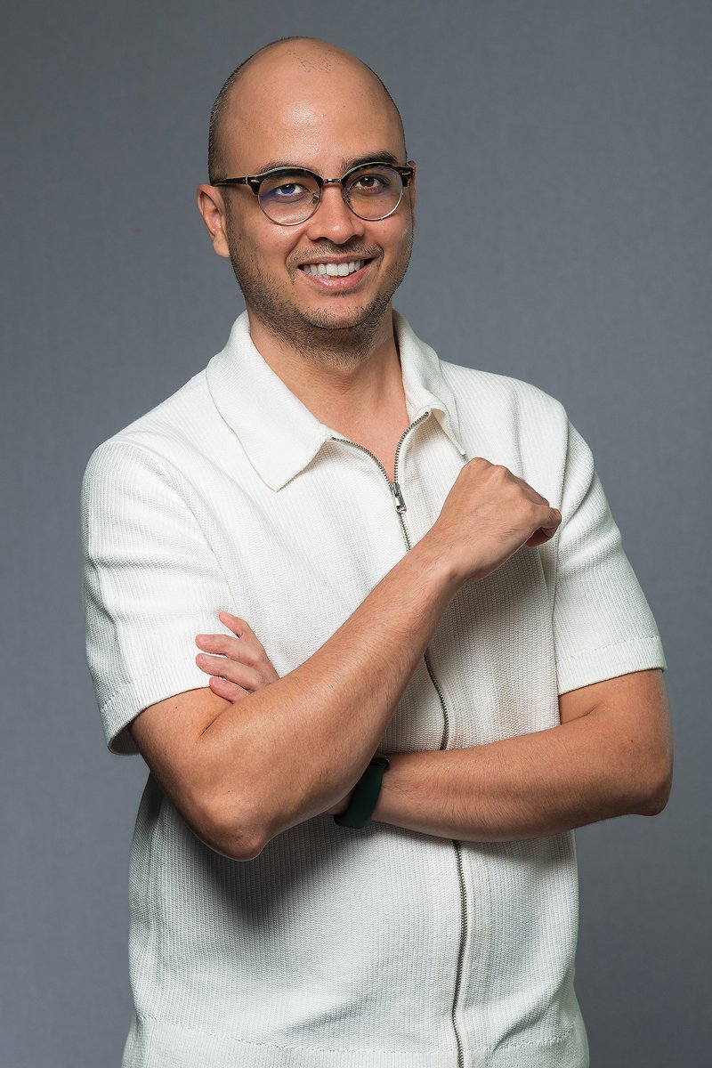 professional photoshoot corporate headshots grey background