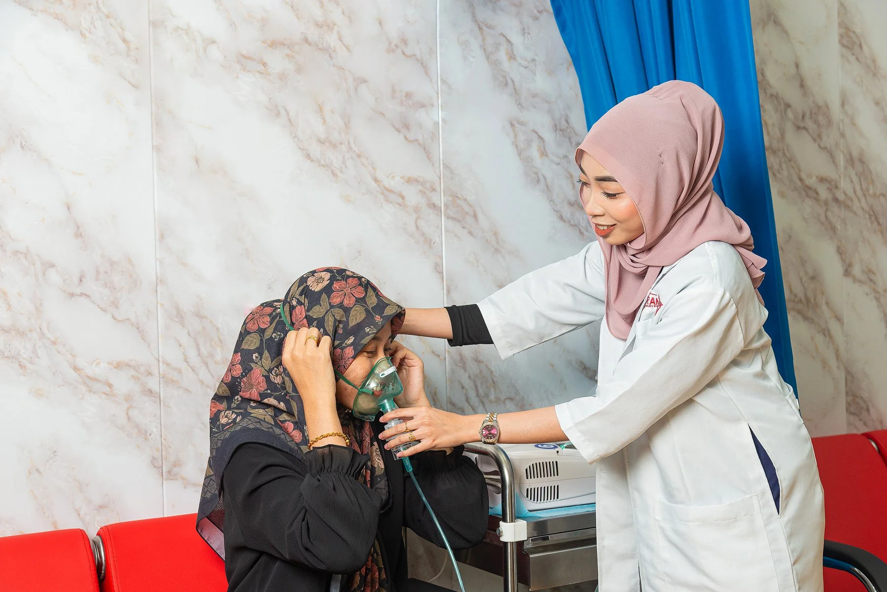 healthcare-marketing-photography-klinik-haramain-1.jpg