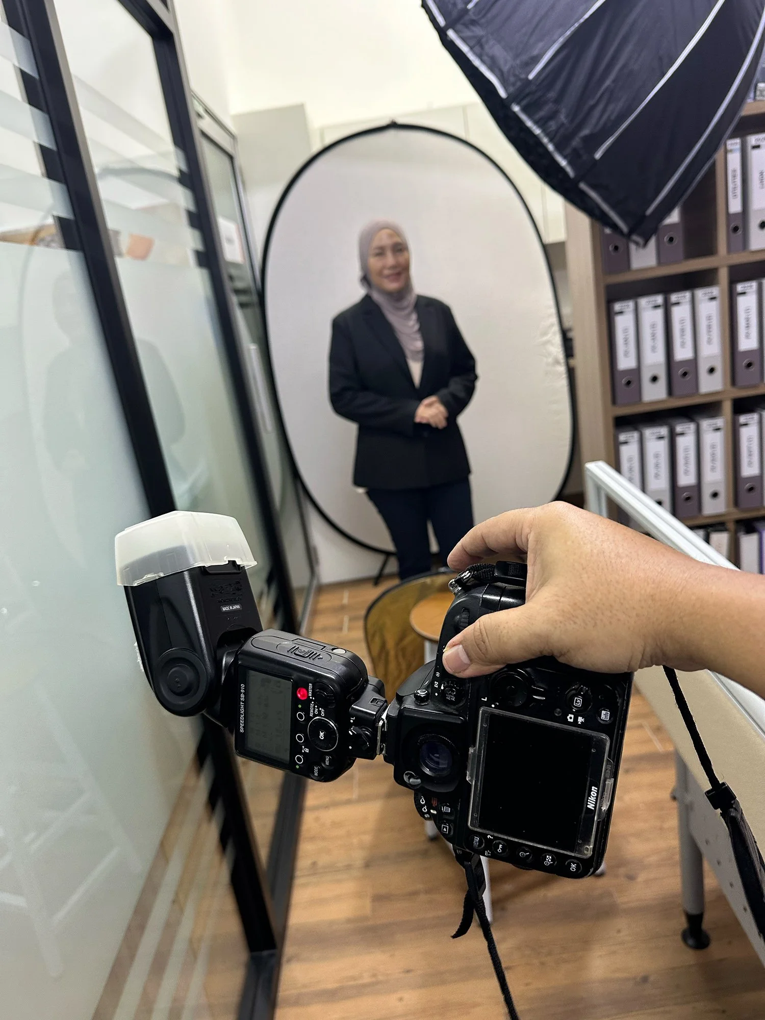 Small setup for small office - Headshot at Wira Food