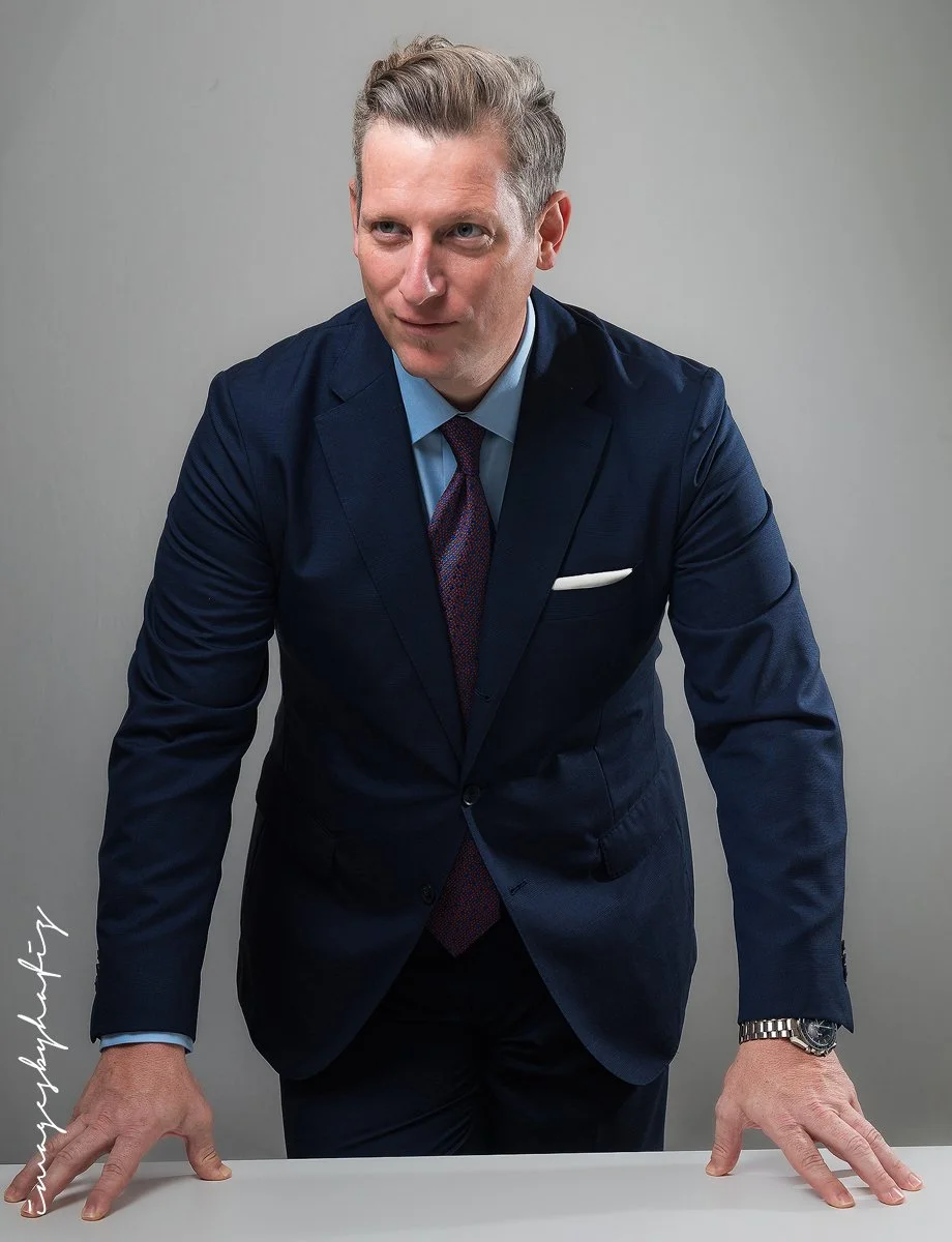 Etienne Didiear - Business Headshot in a small office